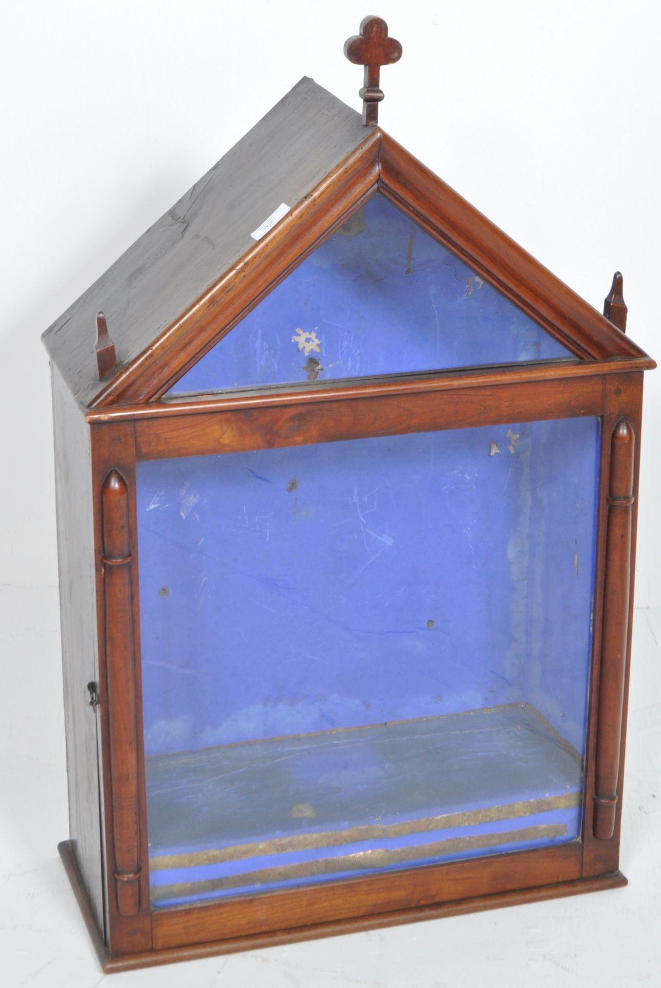 19TH CENTURY ECCLESIASTICAL GOTHIC RELIQUARY CABINET - Image 2 of 6