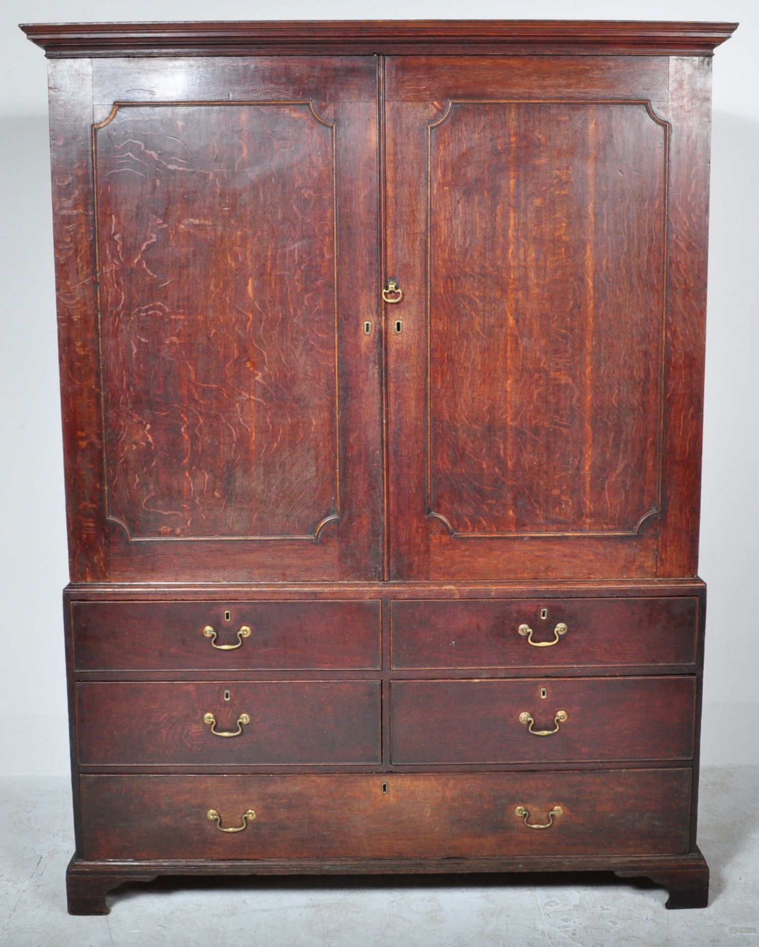 18TH CENTURY GEORGE III COUNTRY HOUSE LINEN PRESS - Image 2 of 8