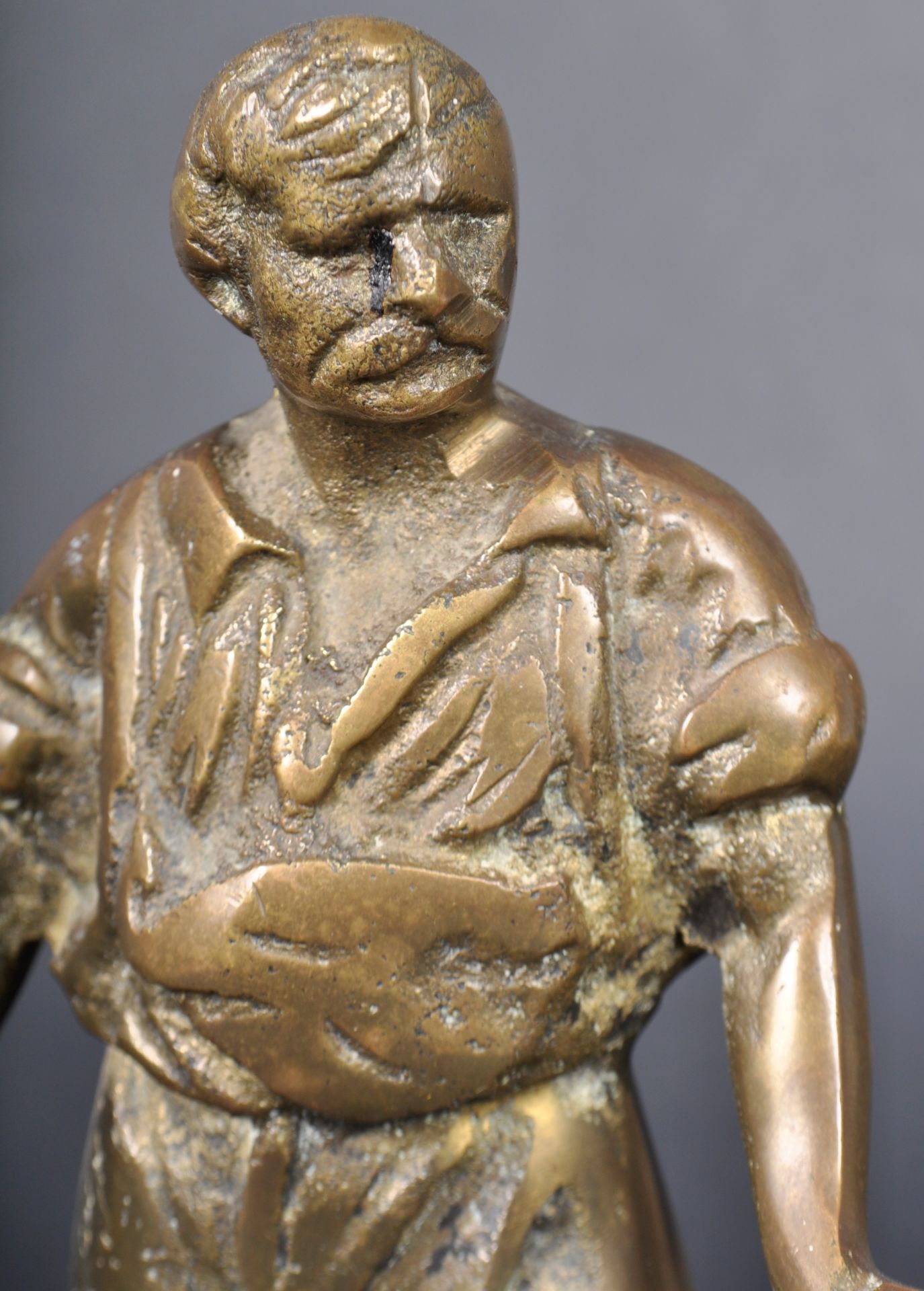 19TH CENTURY BRONZE BLACKSMITH FIGURINE - Image 3 of 8