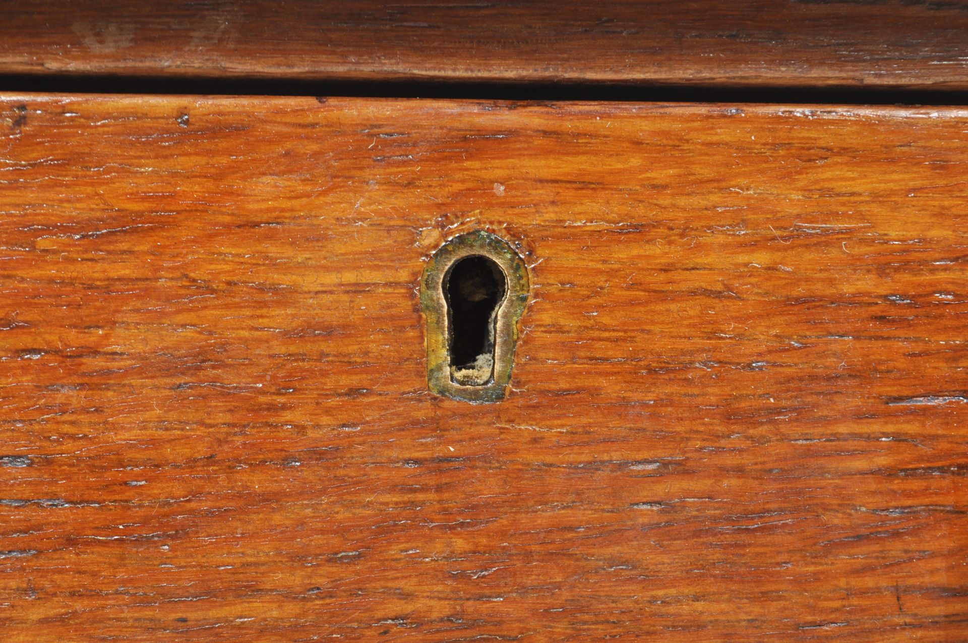 19TH CENTURY VICTORIAN MAHOGANY TWIN PEDESTAL DESK - Image 11 of 11