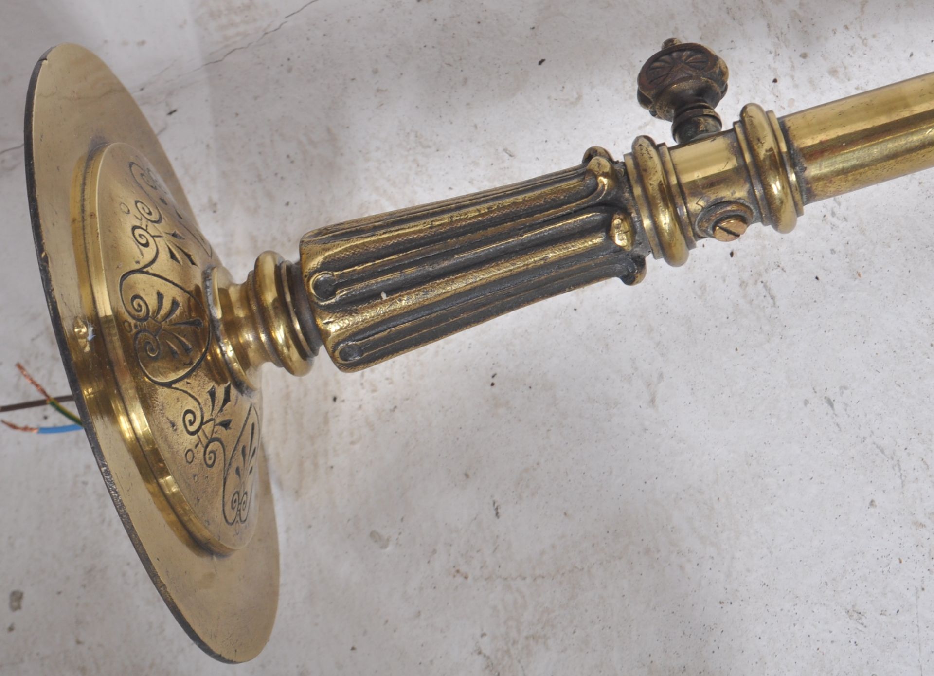 MATCHING PAIR OF 19TH CENTURY MANNER BRASS SCONCES - Image 5 of 5