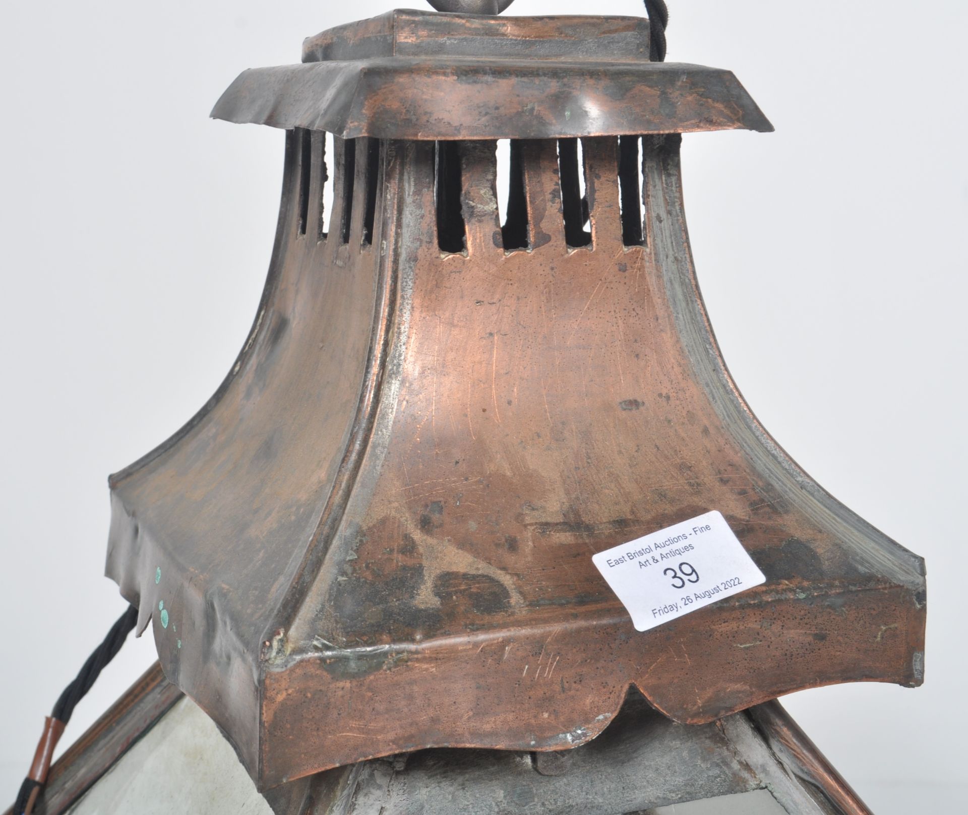 EARLY 20TH CENTURY COPPER ELECTRIC PORCH LANTERN - Image 7 of 10