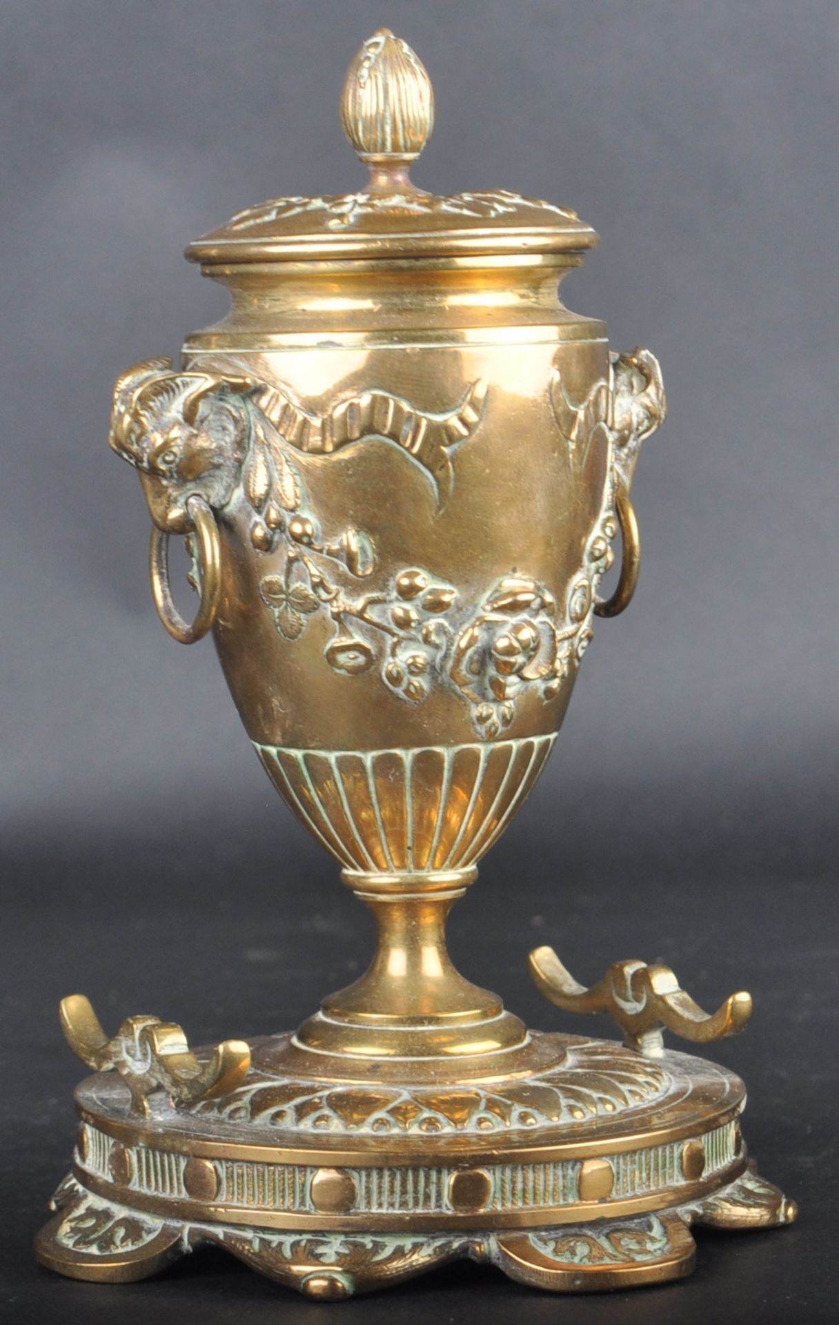 19TH CENTURY NEOCLASSICAL BRASS INKWELL - Image 2 of 6