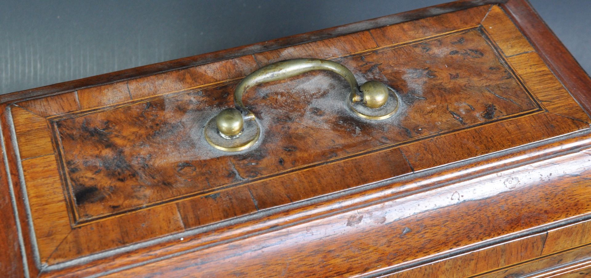 18TH CENTURY GEORGE III BURL WALNUT CADDY - Image 3 of 7