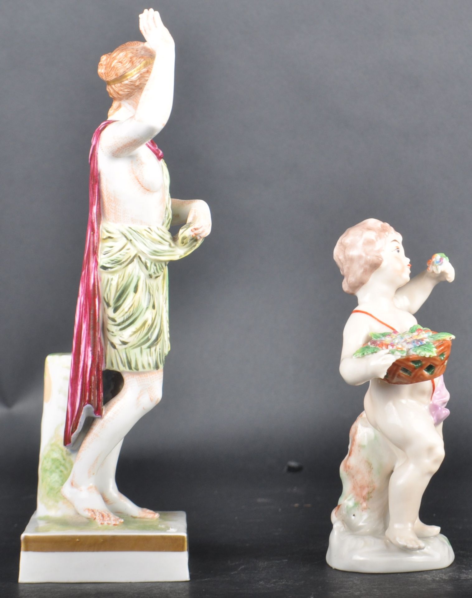 TWO 19TH CENTURY ITALIAN CAPODIMONTE FIGURES - Bild 3 aus 8