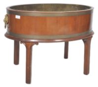 18TH CENTURY GEORGE III MAHOGANY WINE COOLER