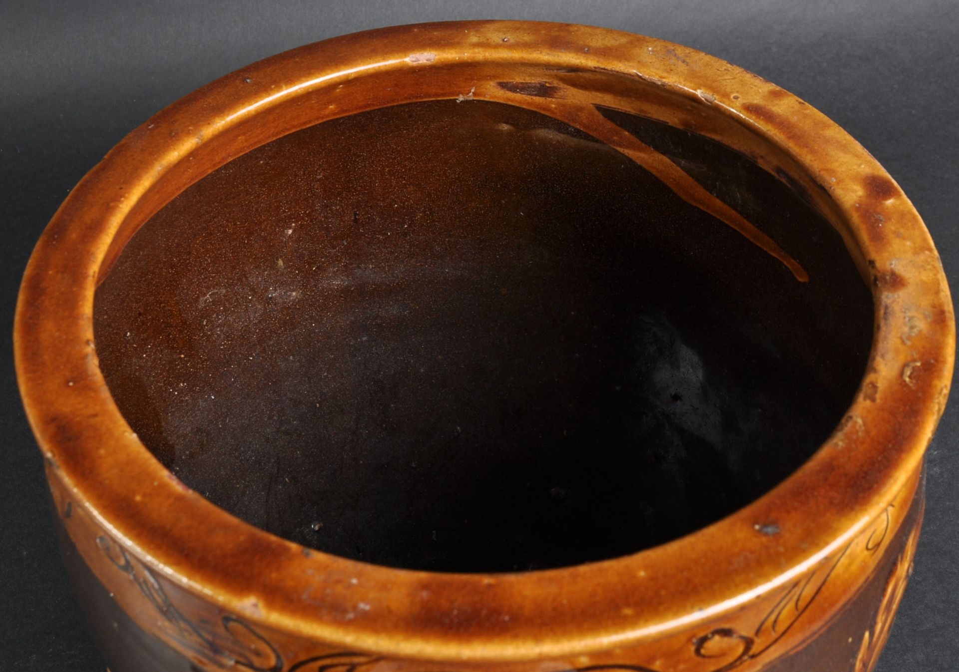 19TH CENTURY GLAZED EGG POT JARDINIERE - Image 6 of 6