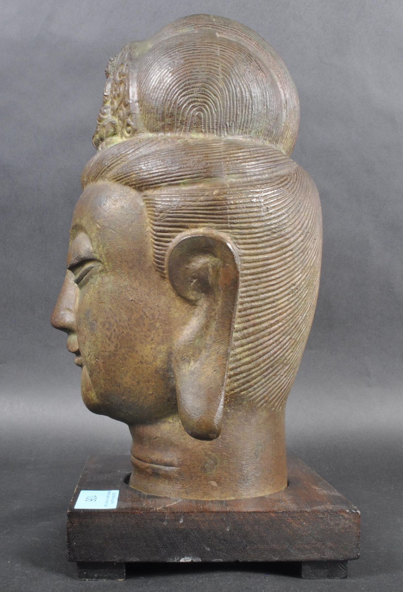 LARGE 19TH CENTURY CHINESE BRONZE GUANYIN BUST - Image 2 of 11