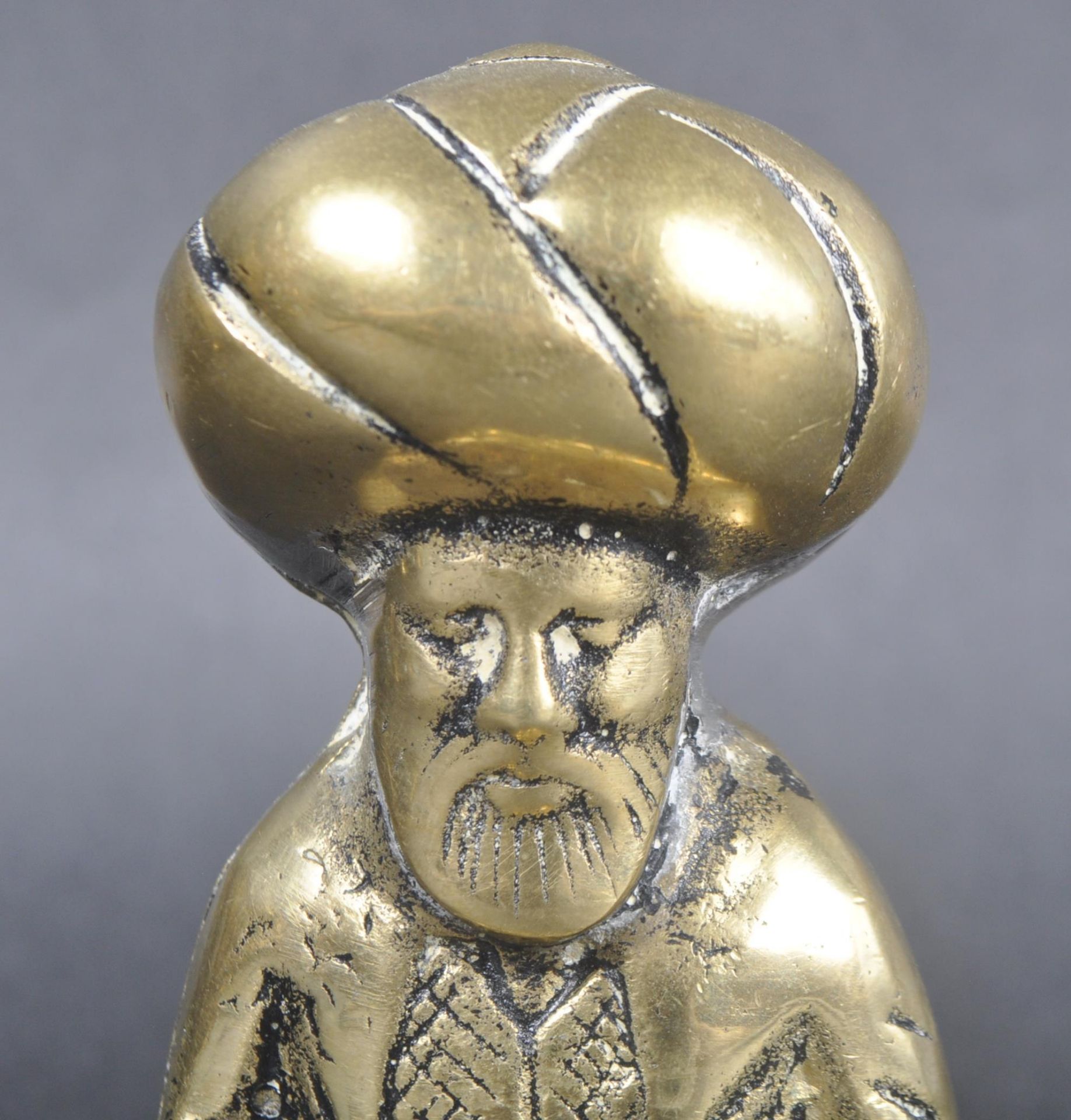 EARLY 20TH CENTURY INDIAN BRASS SAGE FIGURINE - Image 5 of 7