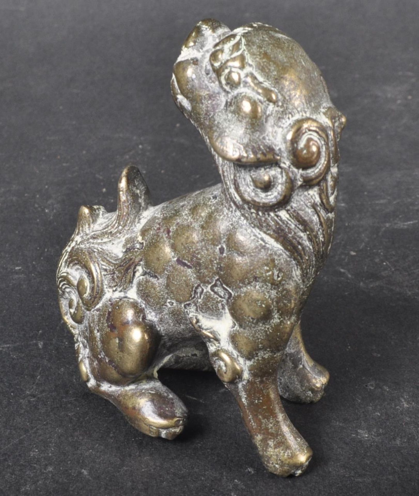 19TH CENTURY CHINESE BRONZE FOO DOG FIGURE