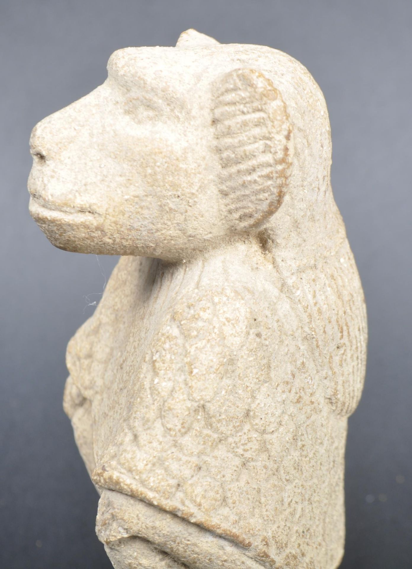 19TH CENTURY EGYPTIAN GRAND TOUR STEATITE THOTH BABOON - Bild 7 aus 9