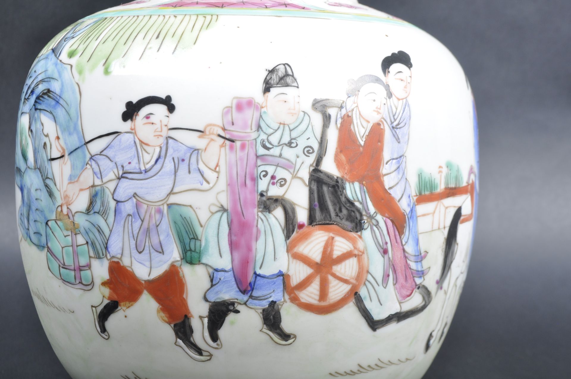 CHINESE REPUBLIC QIANLONG MARK PORCELAIN GINGER JAR - Image 2 of 4