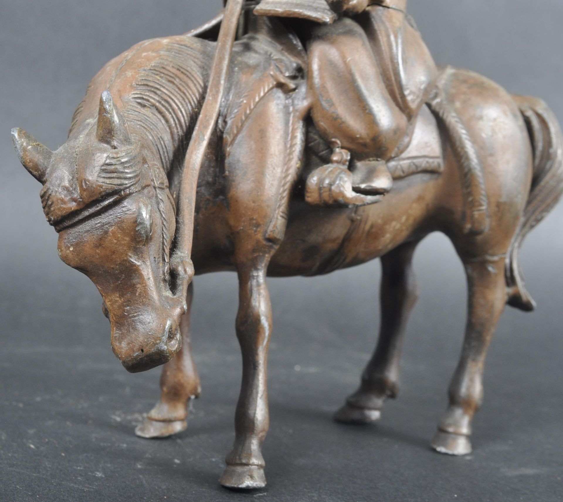 EARLY 20TH CENTURY CHINESE BRONZE WARRIOR ON HORSE - Image 12 of 12