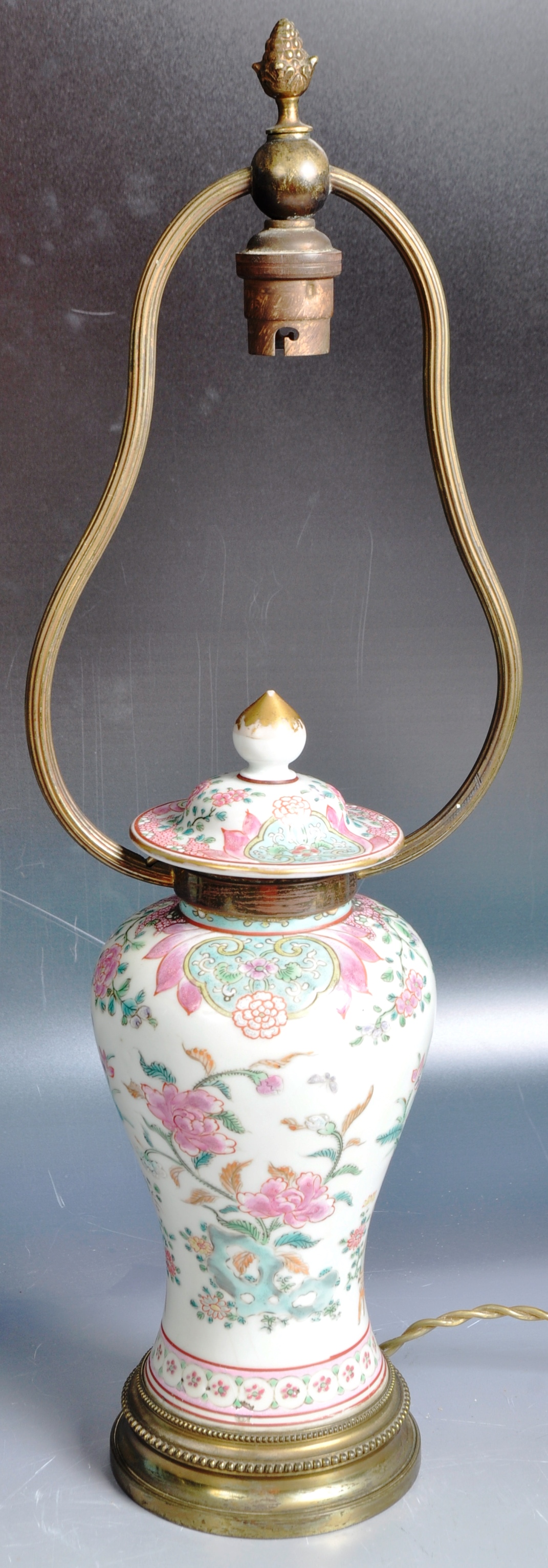 EARLY 20TH CENTURY CHINESE REPUBLIC PERIOD VASE LAMP - Image 2 of 10