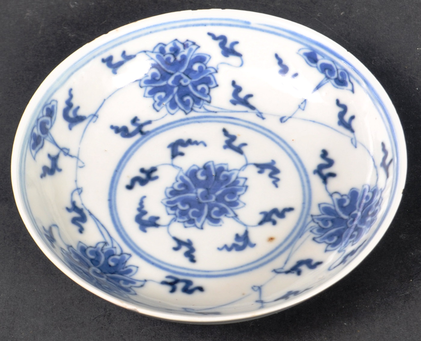 19TH CENTURY CHINESE BLUE & WHITE PORCELAIN PLATE - Image 2 of 6