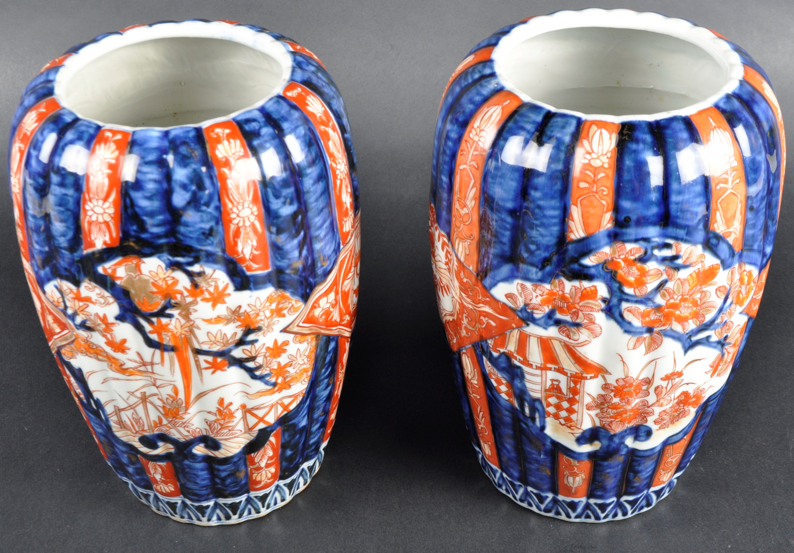 PAIR OF 19TH CENTURY JAPANESE MEIJI IMARI FLUTED VASES - Image 2 of 10