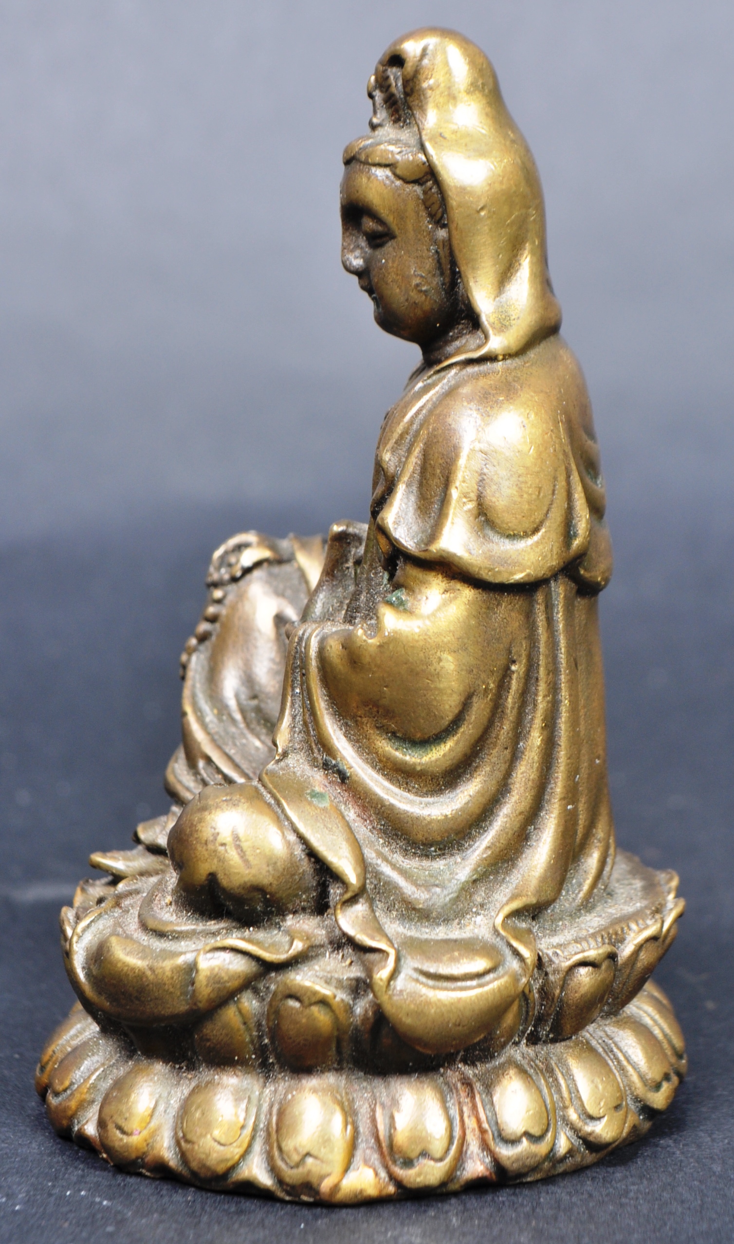 CHINESE REPUBLIC PERIOD BRONZE OF GUANYIN - Image 5 of 8