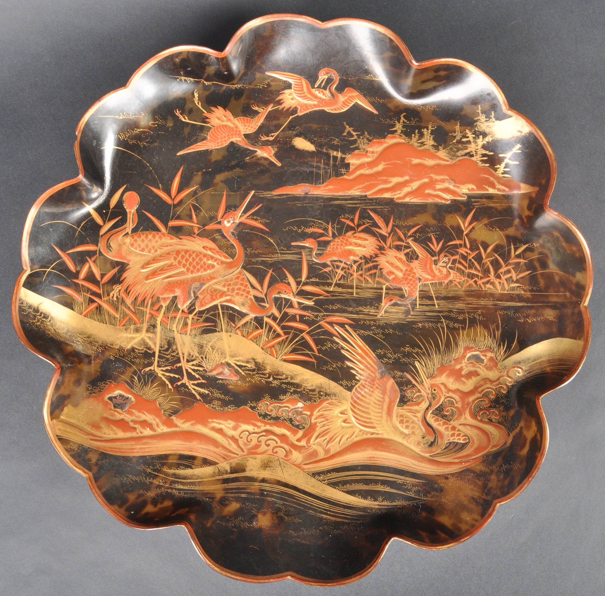 19TH CENTURY CHINESE TORTOISE SHELL CENTERPIECE CHARGER - Image 3 of 8