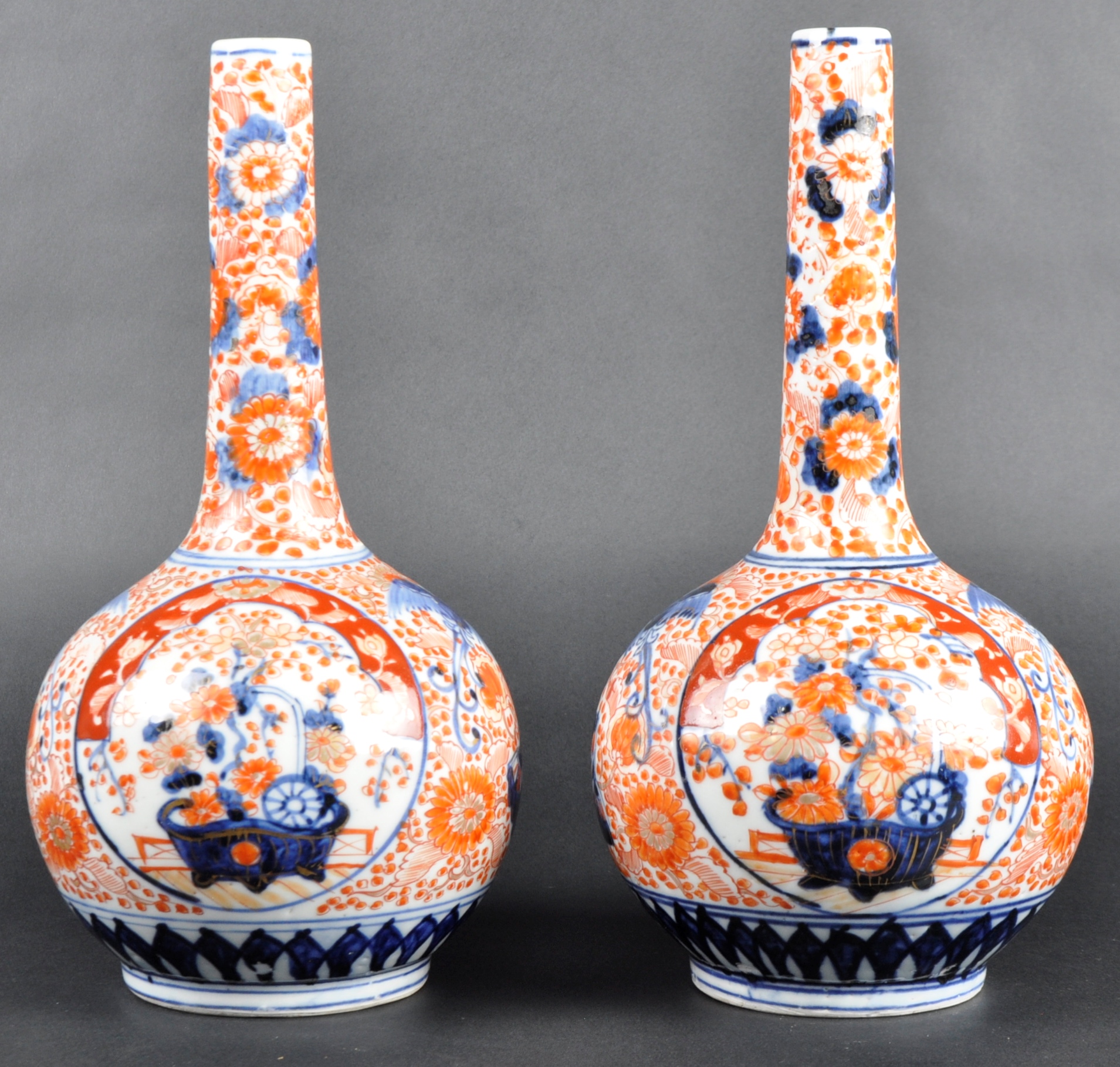 PAIR OF 19TH CENTURY JAPANESE MEIJI IMARI BOTTLE VASES