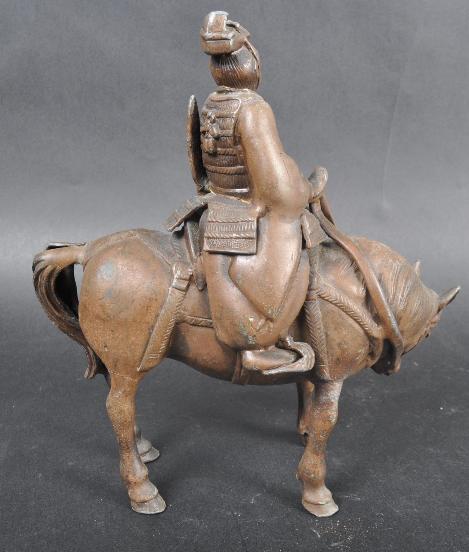 EARLY 20TH CENTURY CHINESE BRONZE WARRIOR ON HORSE - Image 3 of 12