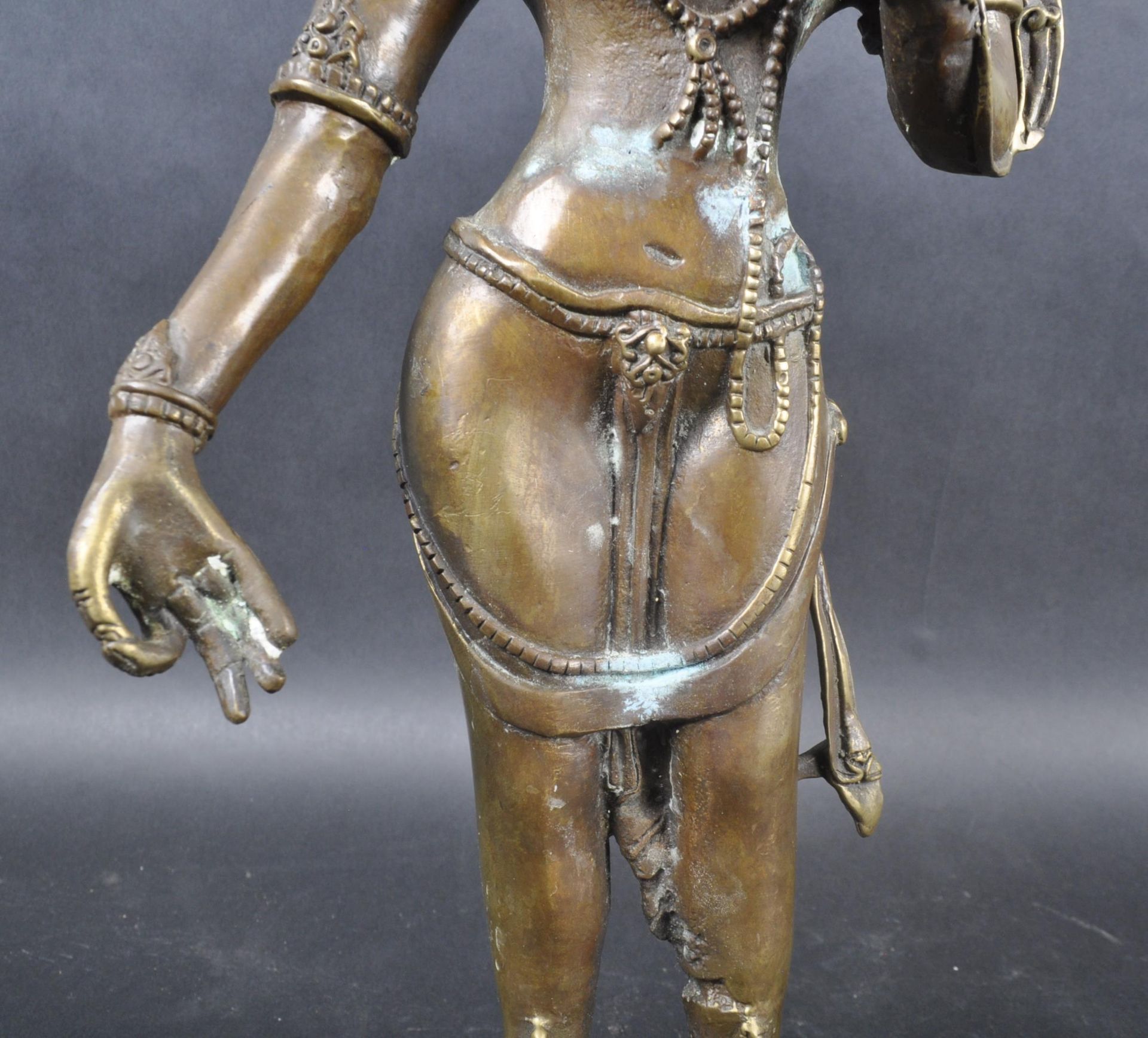 LARGE CHINESE TIBETAN BRONZE LOTUS BASE FIGURE - Image 6 of 12