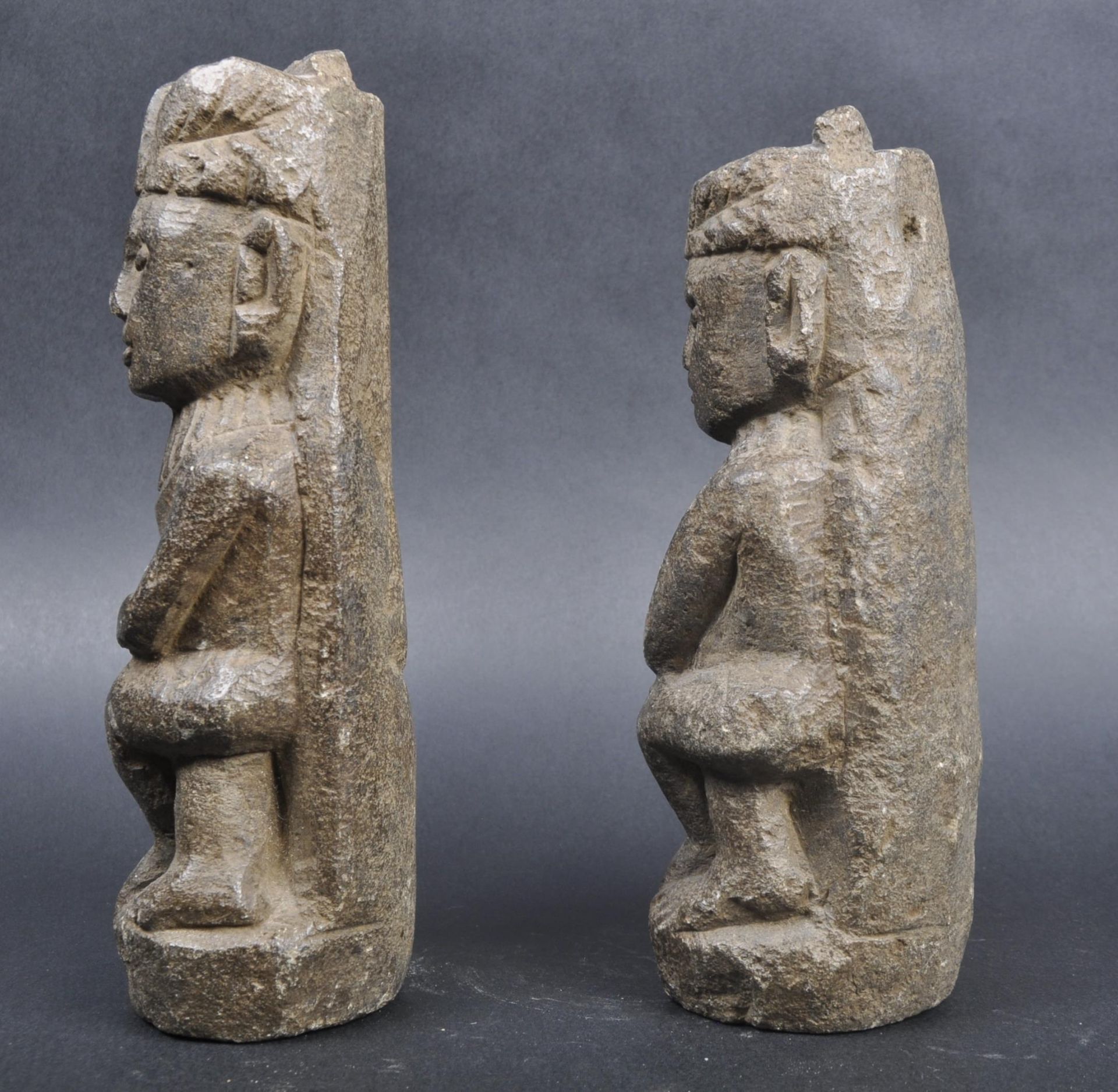 PAIR OF PRE COLUMBIAN STONE AZTEC TEMPLE FIGURES - Bild 4 aus 14