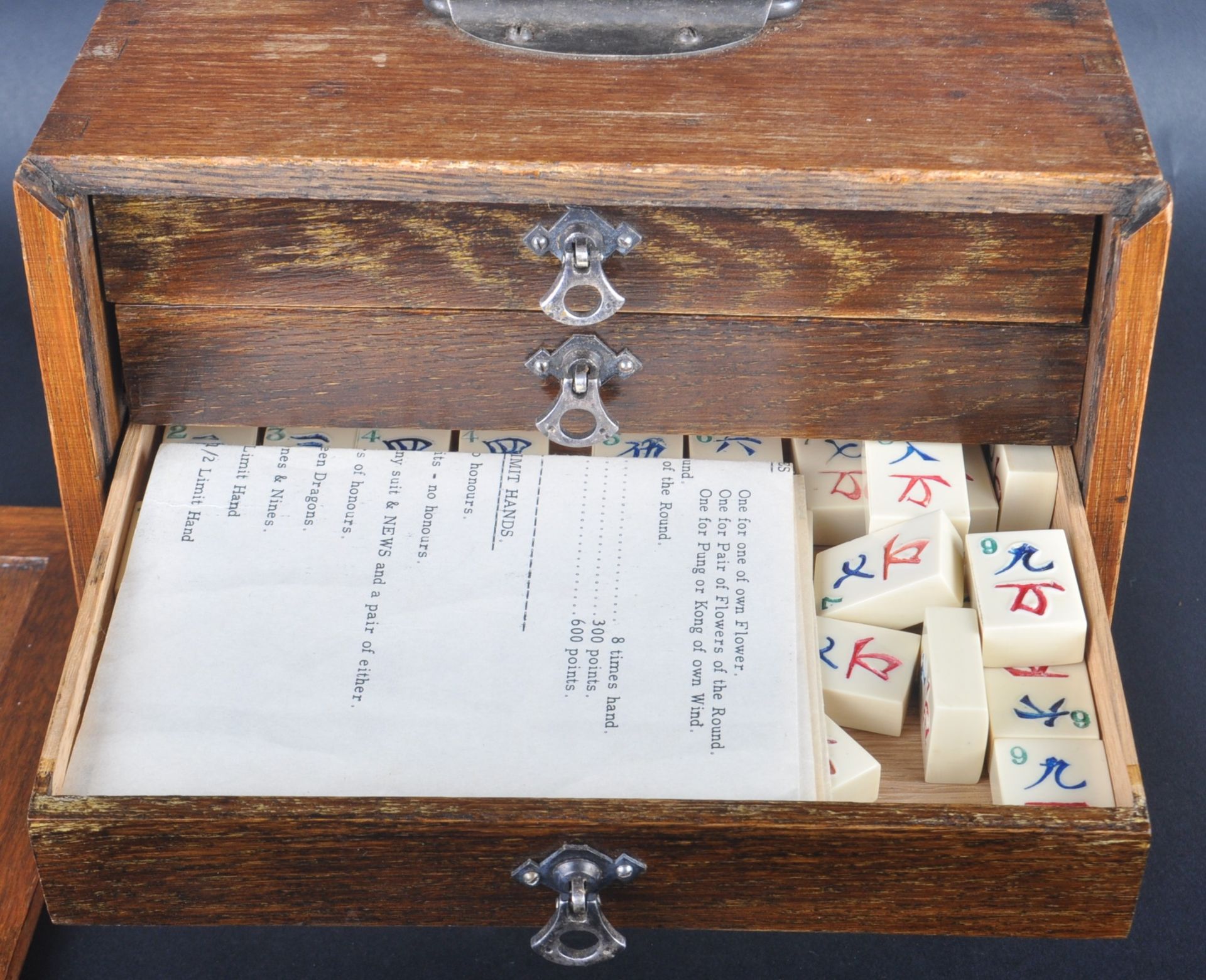 EARLY 20TH CENTURY CHINESE MAHJONG SET - Image 8 of 14