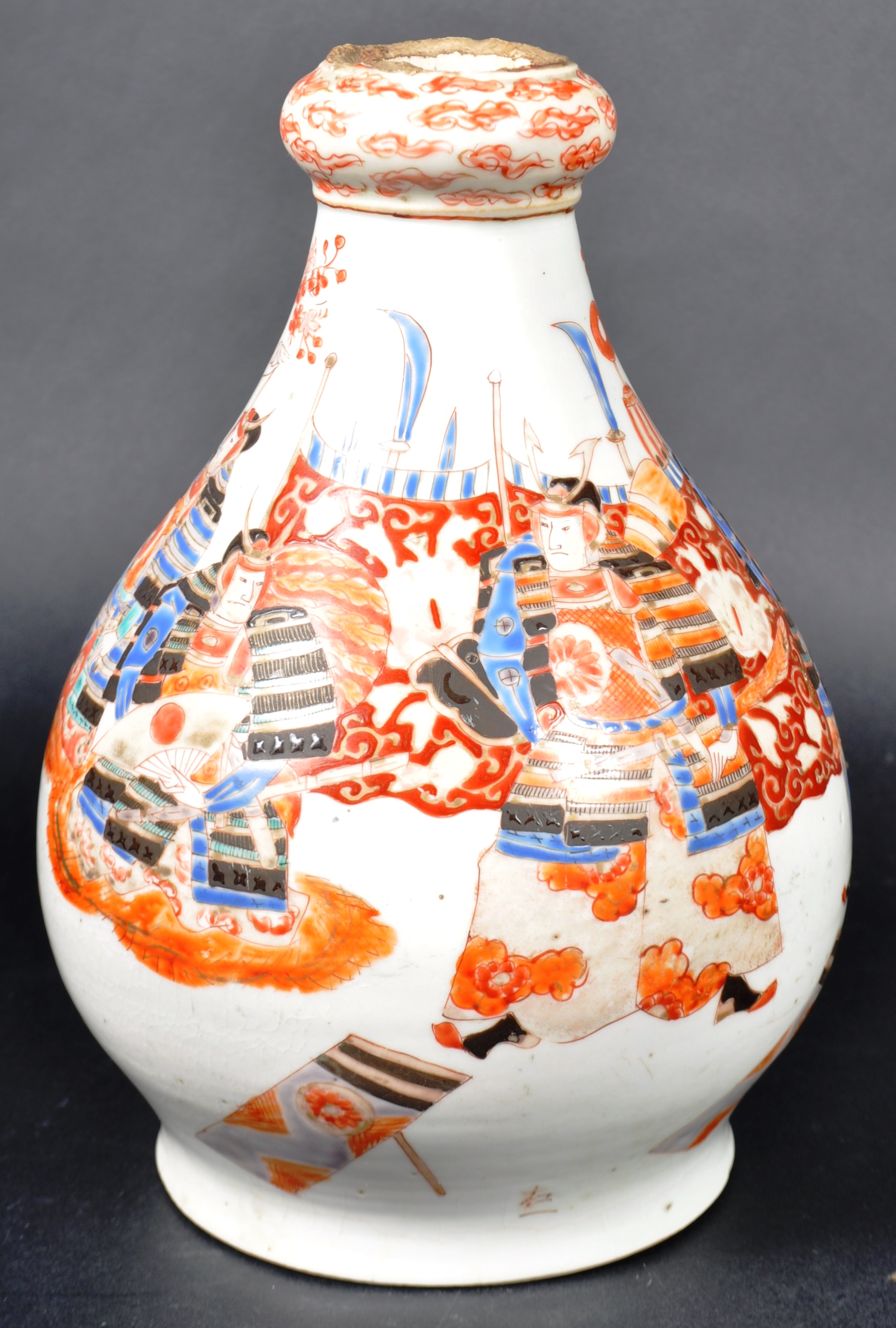 19TH CENTURY JAPANESE MEIJI PERIOD ARITA PORCELAIN SAMURAI VASE