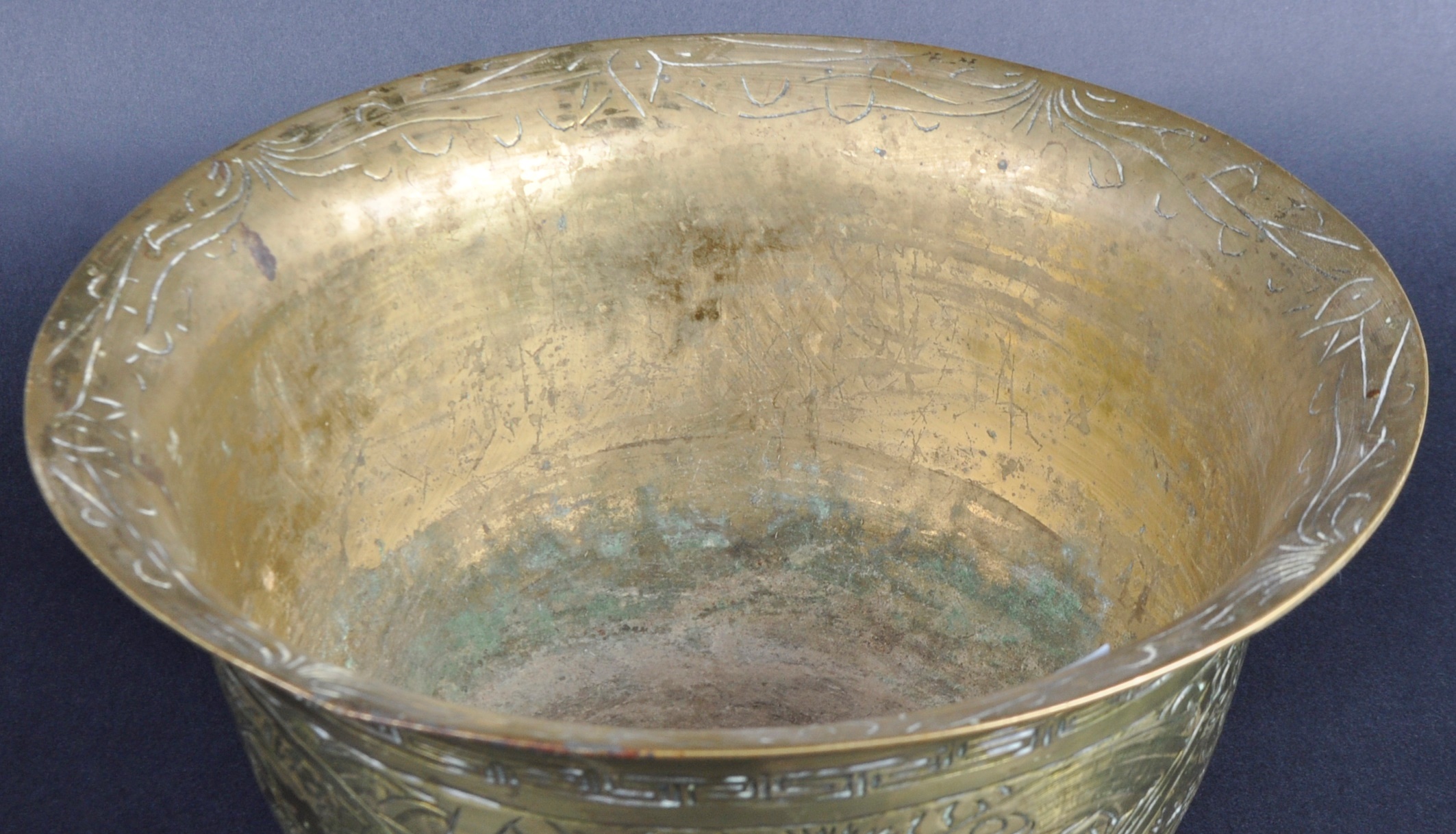 LARGE & HEAVY CHINESE BRONZE PRAYER BOWL - Image 2 of 7