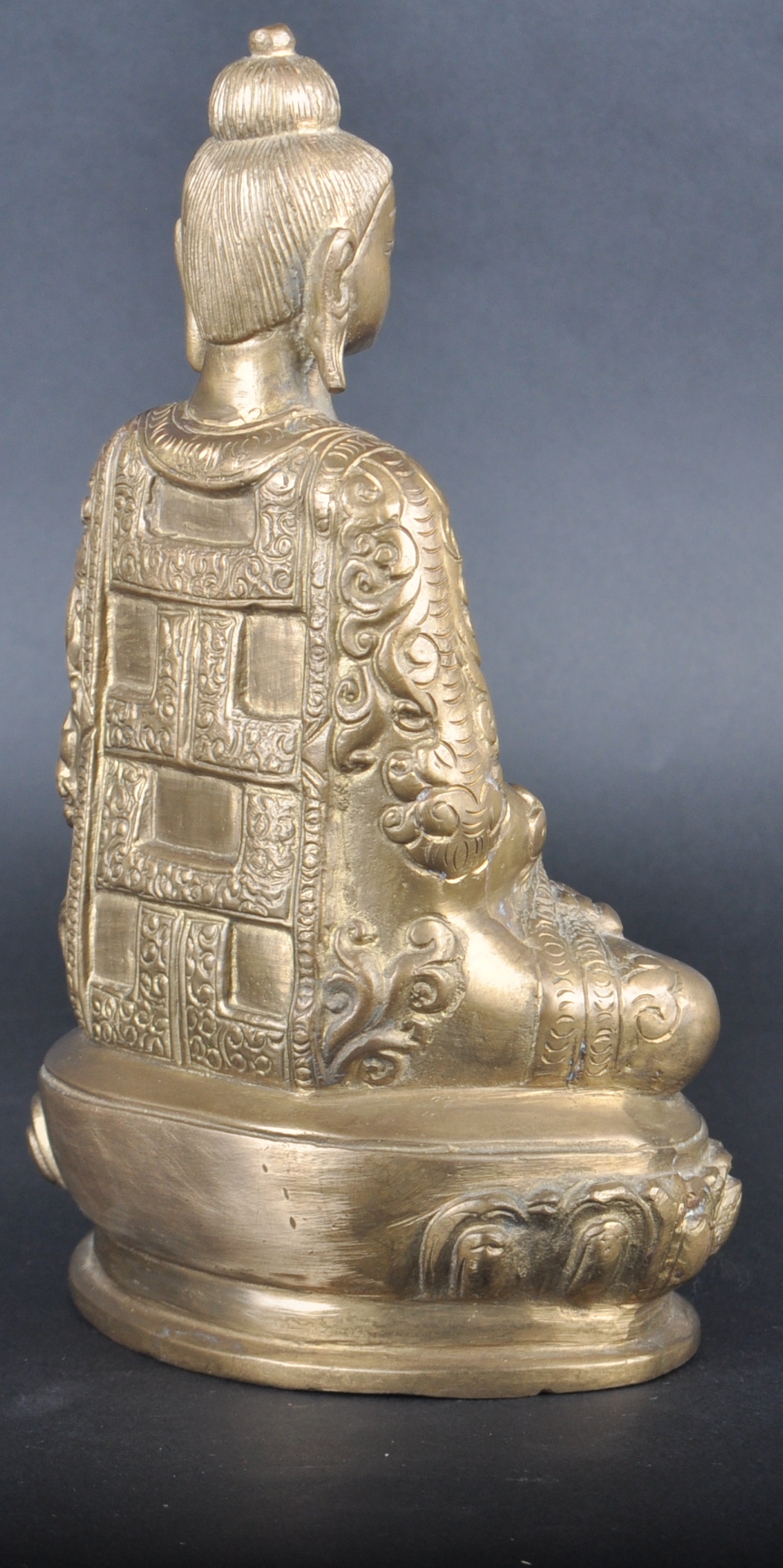 EARLY 20TH CENTURY CHINESE BRONZE BUDDHA - Image 3 of 5