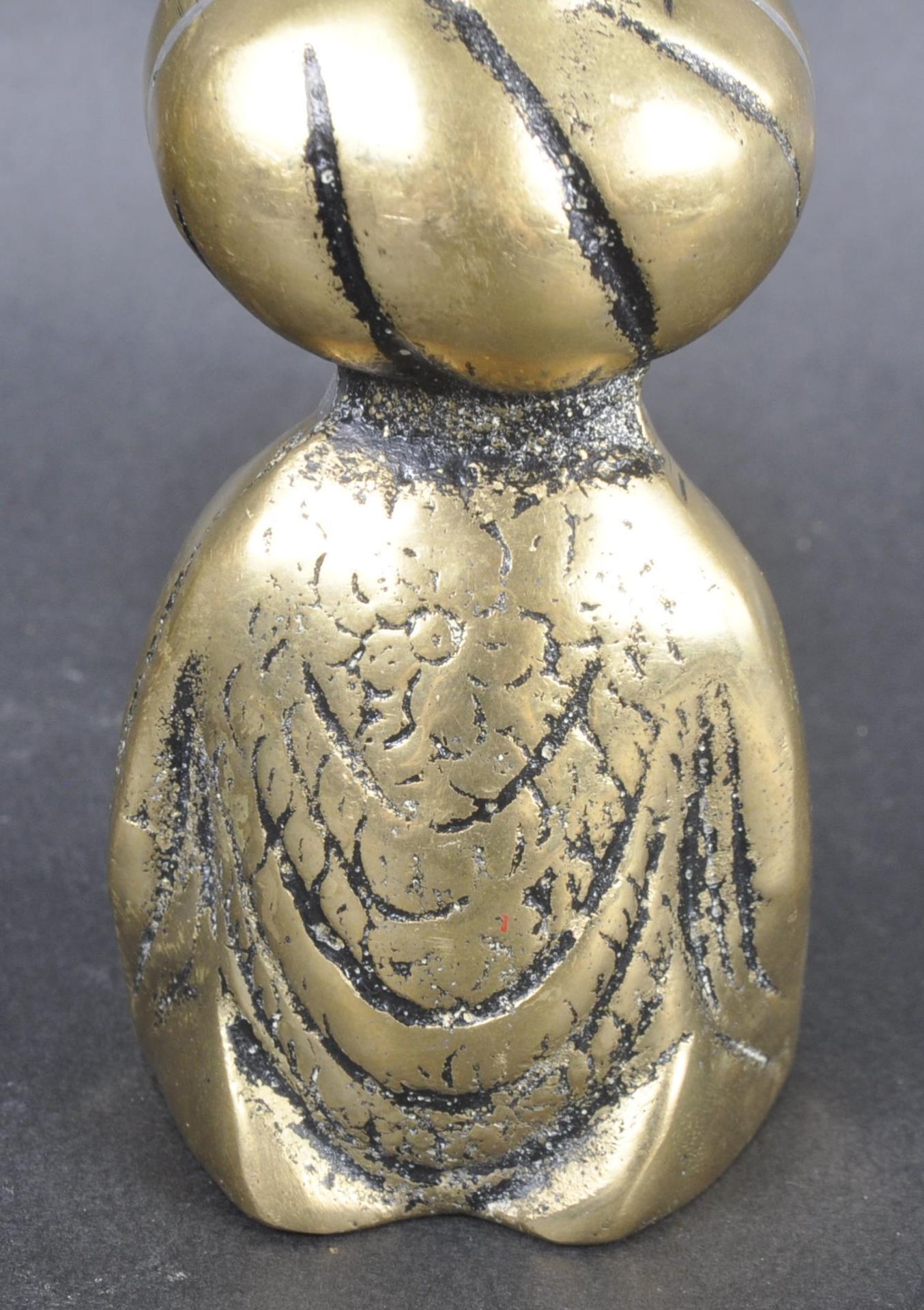 EARLY 20TH CENTURY INDIAN BRASS SAGE FIGURINE - Image 7 of 7