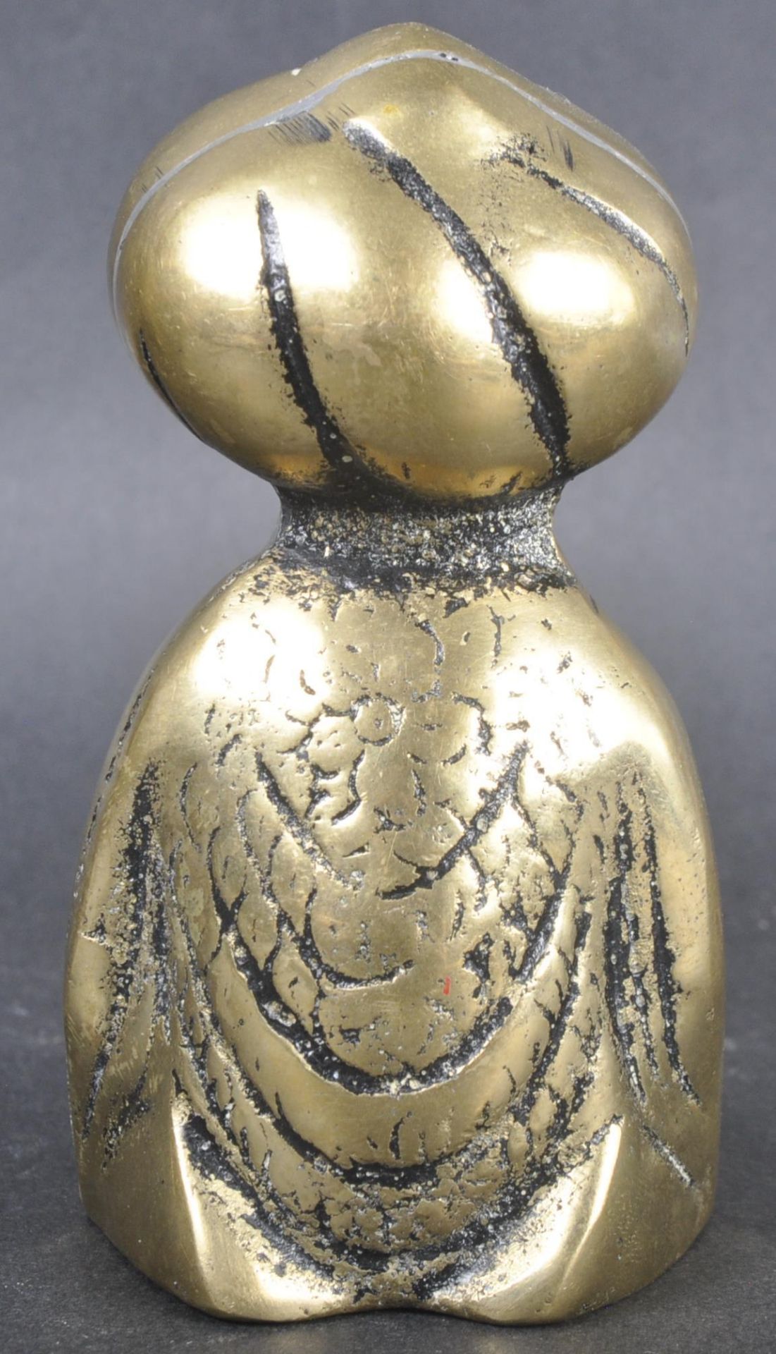 EARLY 20TH CENTURY INDIAN BRASS SAGE FIGURINE - Image 3 of 7