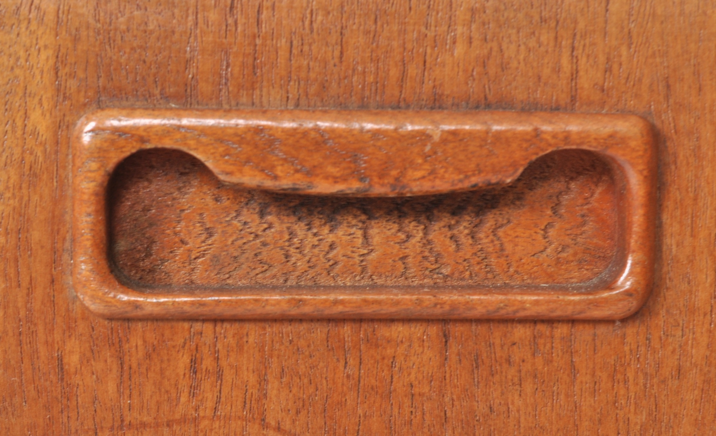 BEAUTILITY - RETRO 1970s TEAK SIDEBOARD CREDENZA - Image 10 of 10