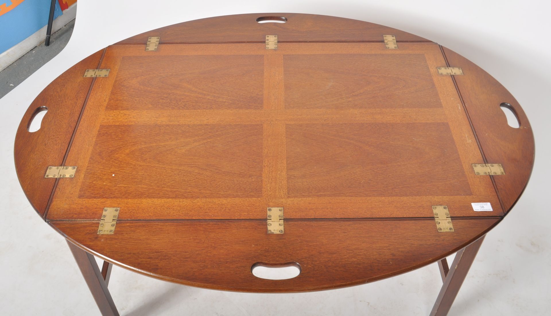 20TH CENTURY 1980s ANTIQUE STYLE MAHOGANY BUTLER'S TRAY - Image 4 of 8