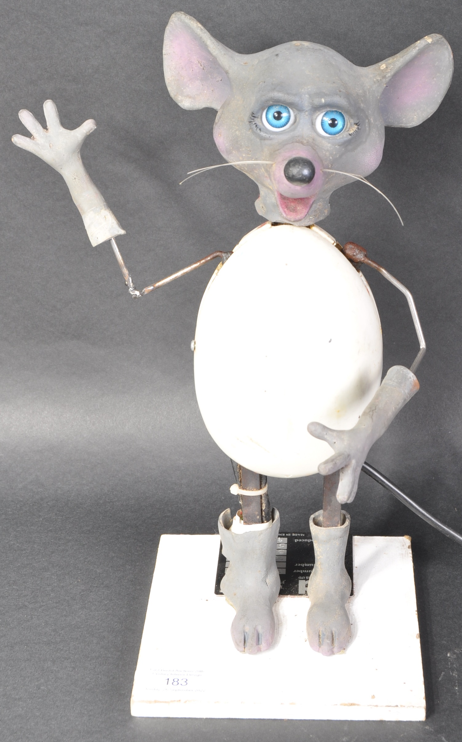 1990s SCRATCH BUILT ANIMATRONIC FIGURE OF A MOUSE - Image 2 of 7