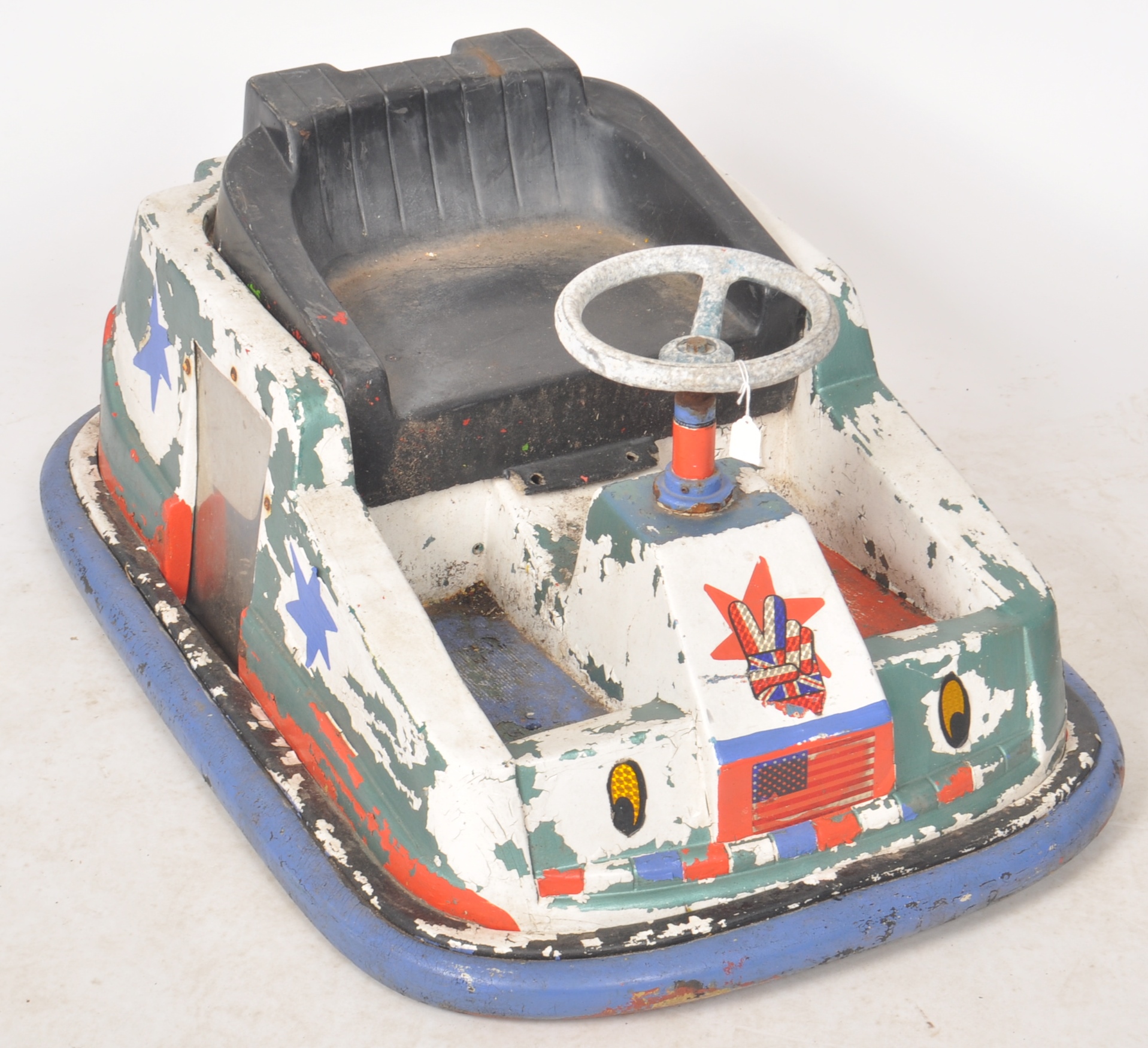 DODGEMS - A VINTAGE FAIRGROUND BUMPER CAR - Image 2 of 10