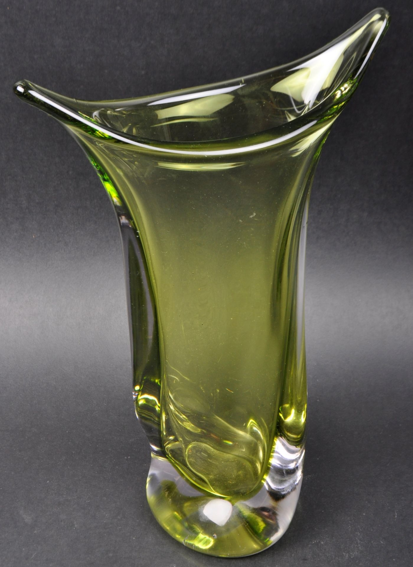 JOSEF HOSPODKA FOR CHRIBSKA UNION - STUDIO GLASS VASE - Bild 2 aus 6