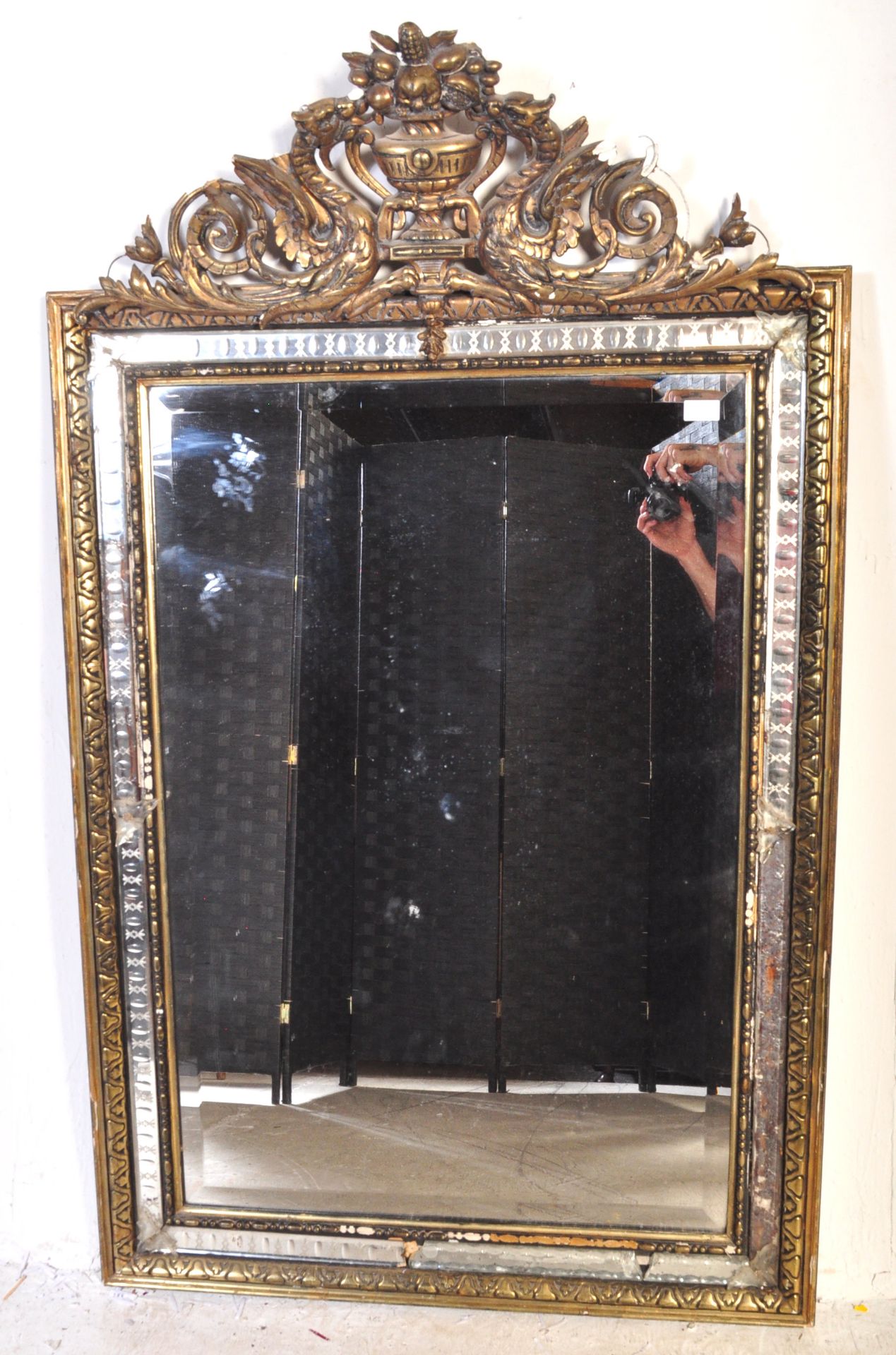 LARGE VINTAGE 20TH CENTURY VENETIAN STYLE MIRROR