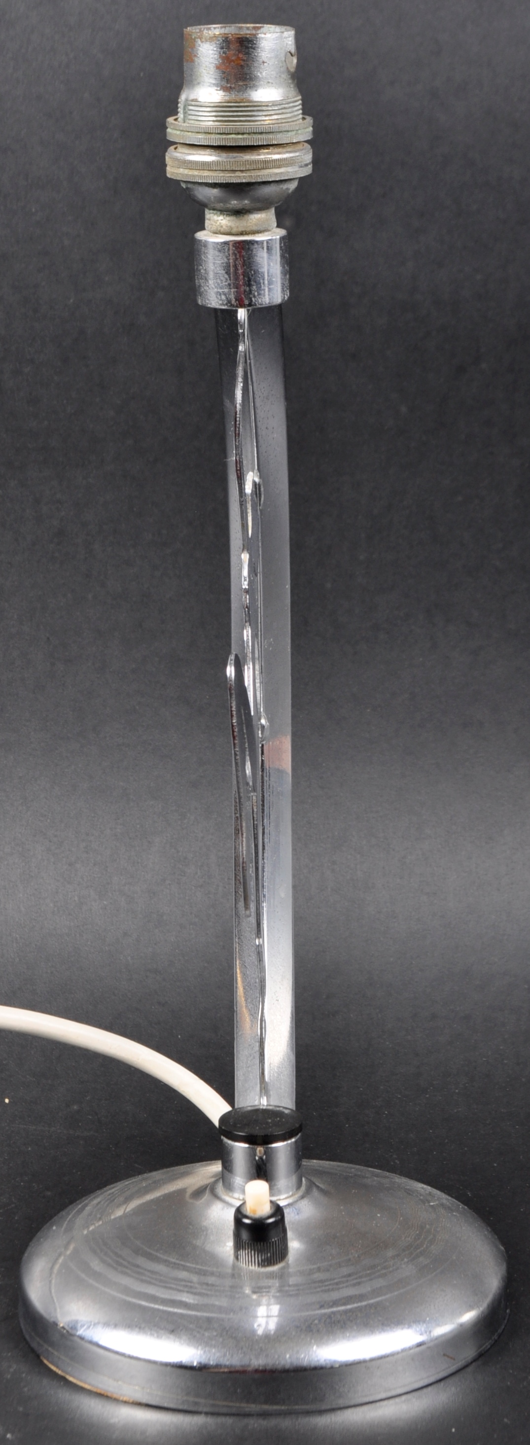 VINTAGE ART DECO CHROMED BRASS FIGURED TABLE LAMP - Image 7 of 7