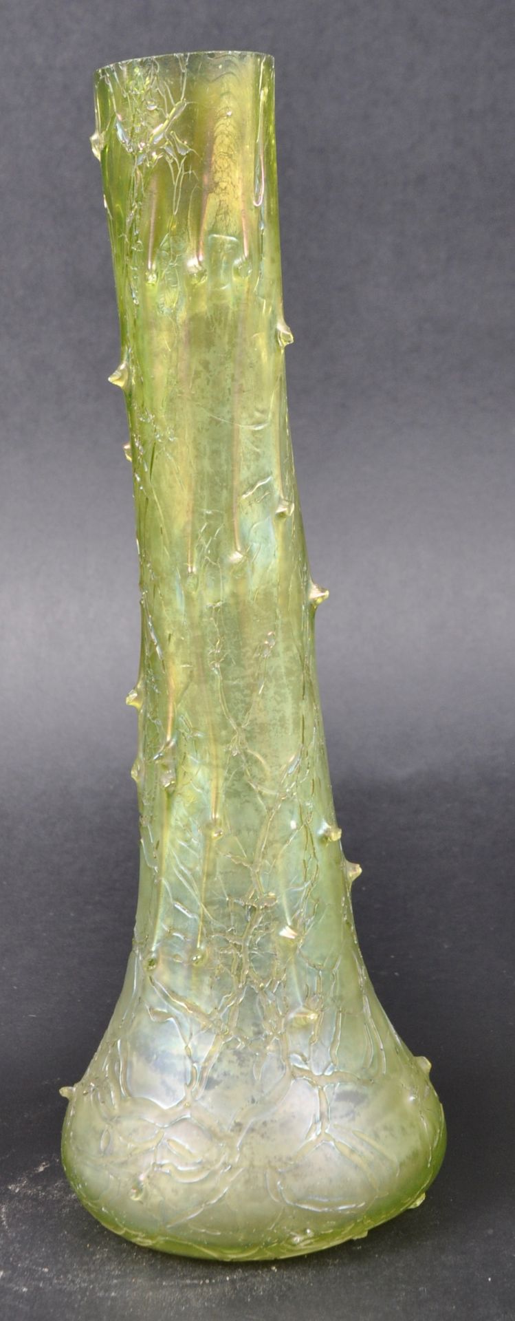 SELECTION OF ART NOUVEAU PEARLESCENT GLASS VASES - Image 7 of 13