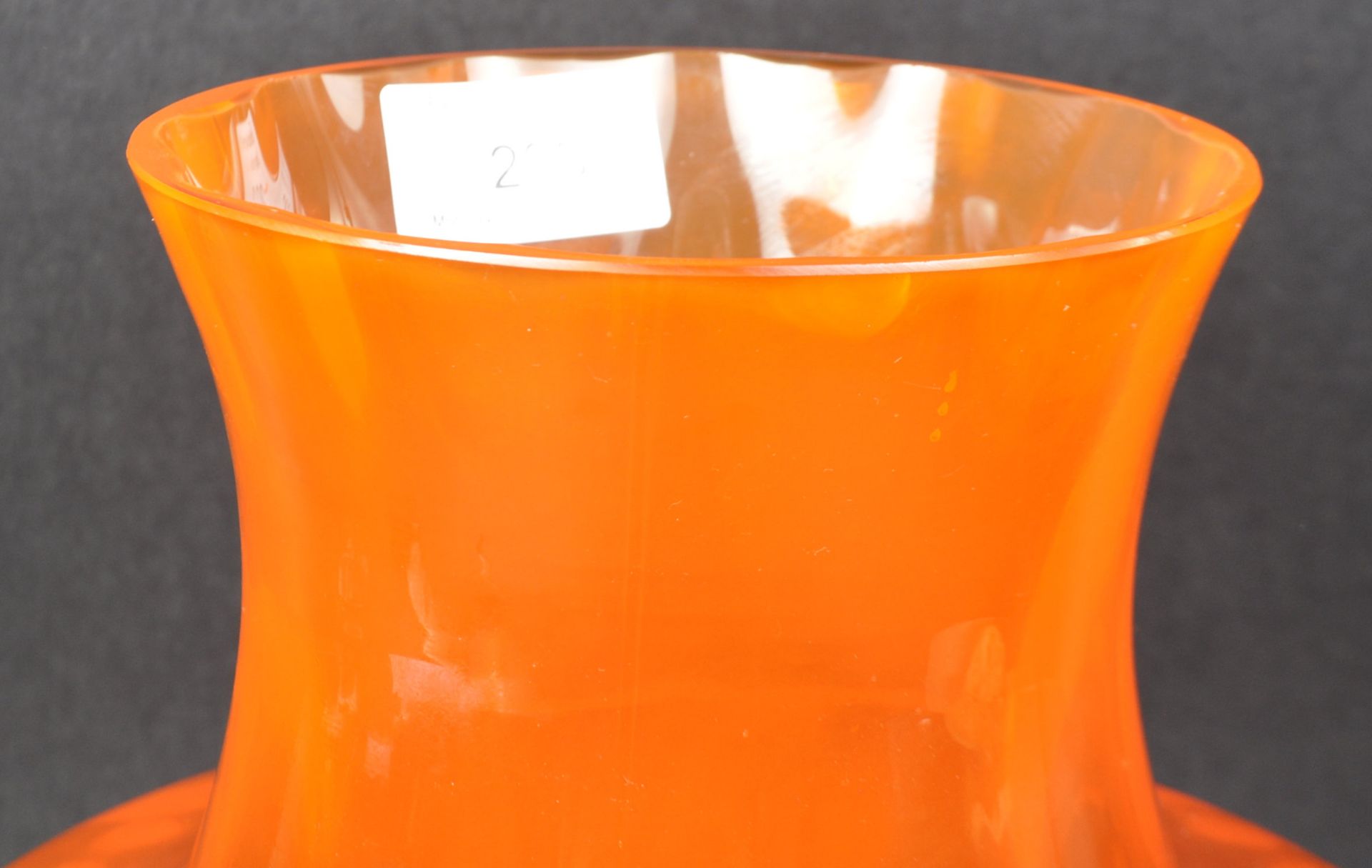 BORSKE SKLO - OPTIC ORANGE - STUDIO ART GLASS VASE - Image 3 of 5