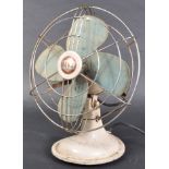 REVO - RETRO 20TH CENTURY DESK FAN