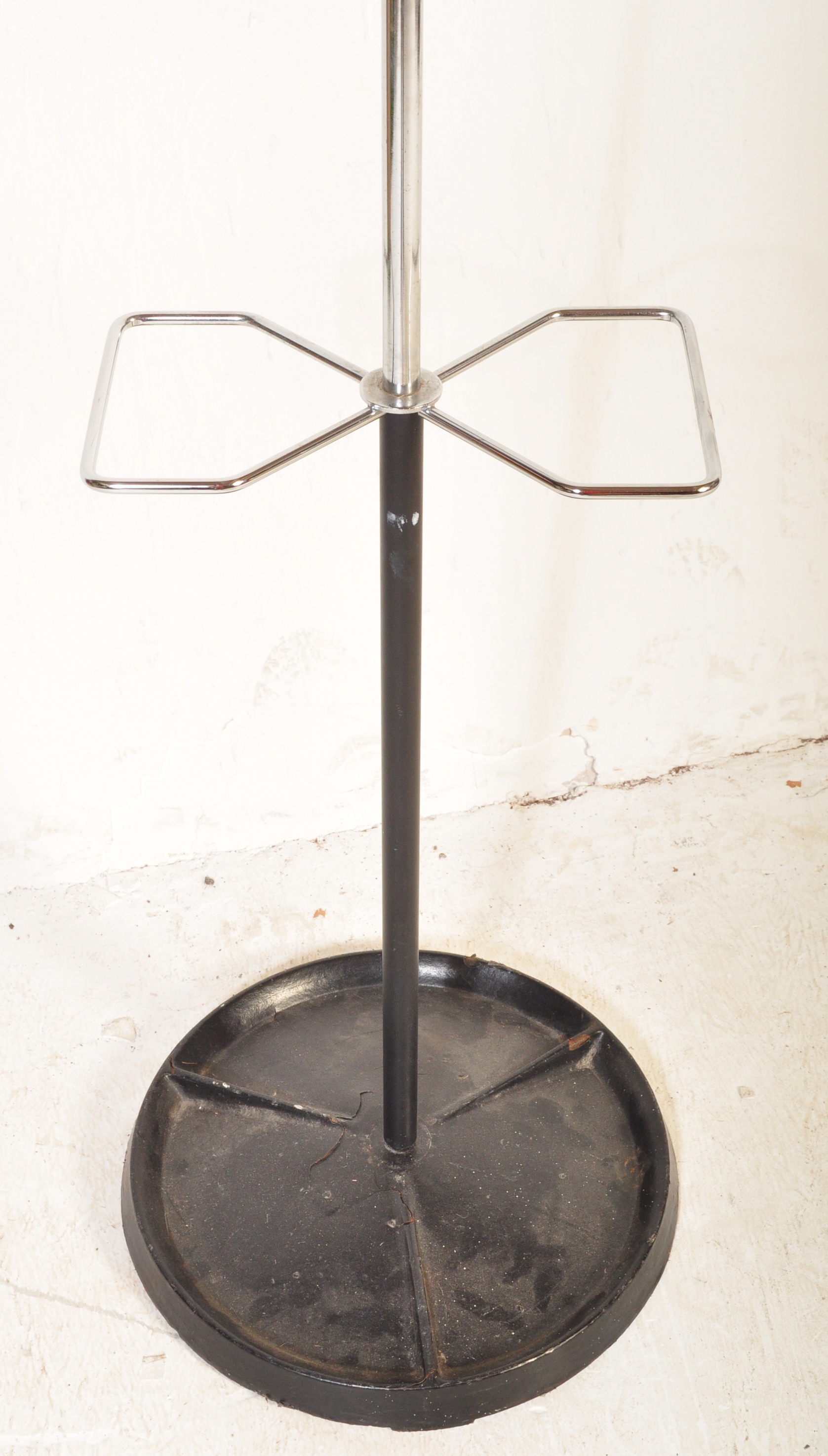 HAGO - MID CENTURY CHROME AND CAST IRON ATOMIC COAT STAND - Bild 4 aus 4