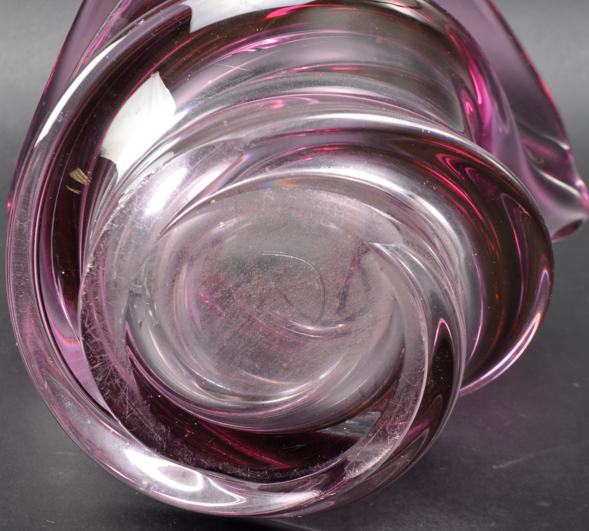 VAL SAINT LAMBERT - LARGE RETRO STUDIO ART GLASS VASE - Image 6 of 6