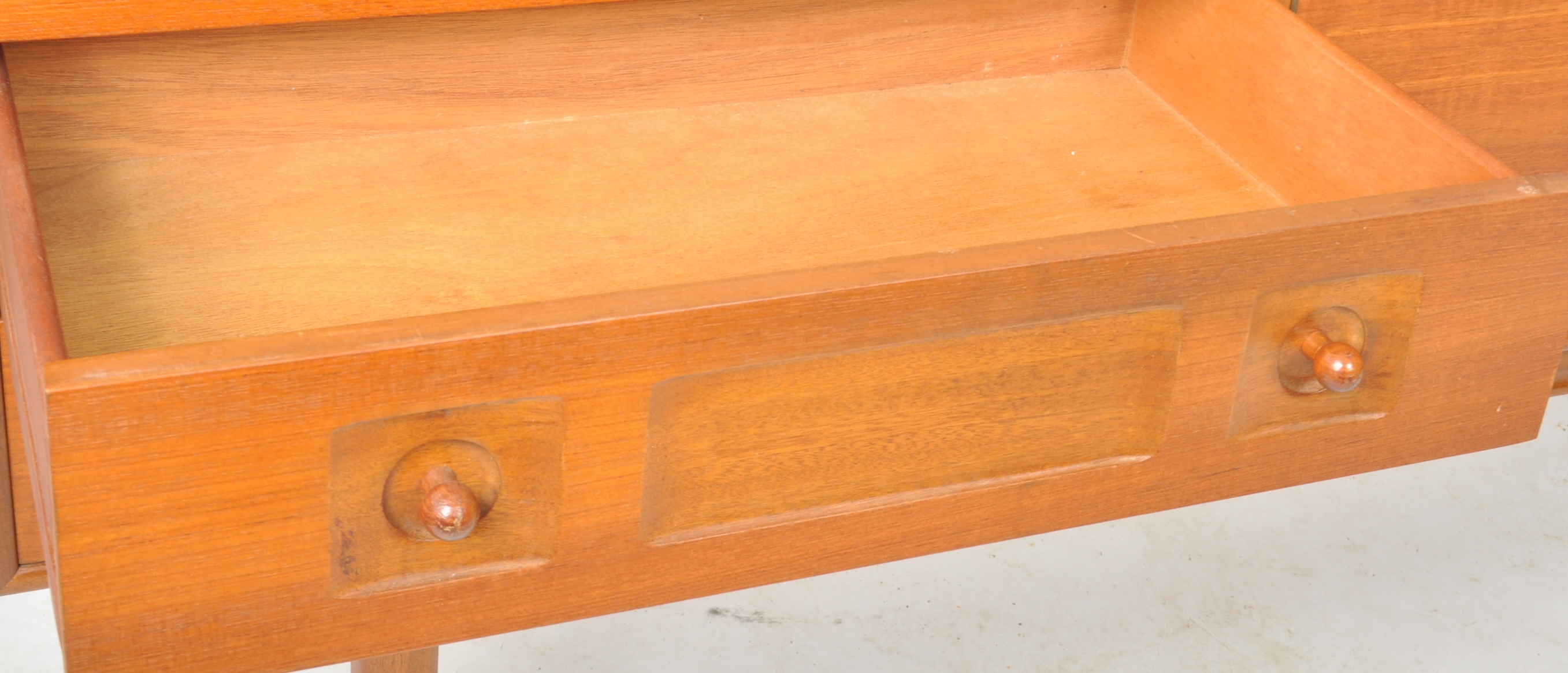 MCINTOSH & CO - MID CENTURY TEAK SIDEBOARD CREDENZA - Image 4 of 7