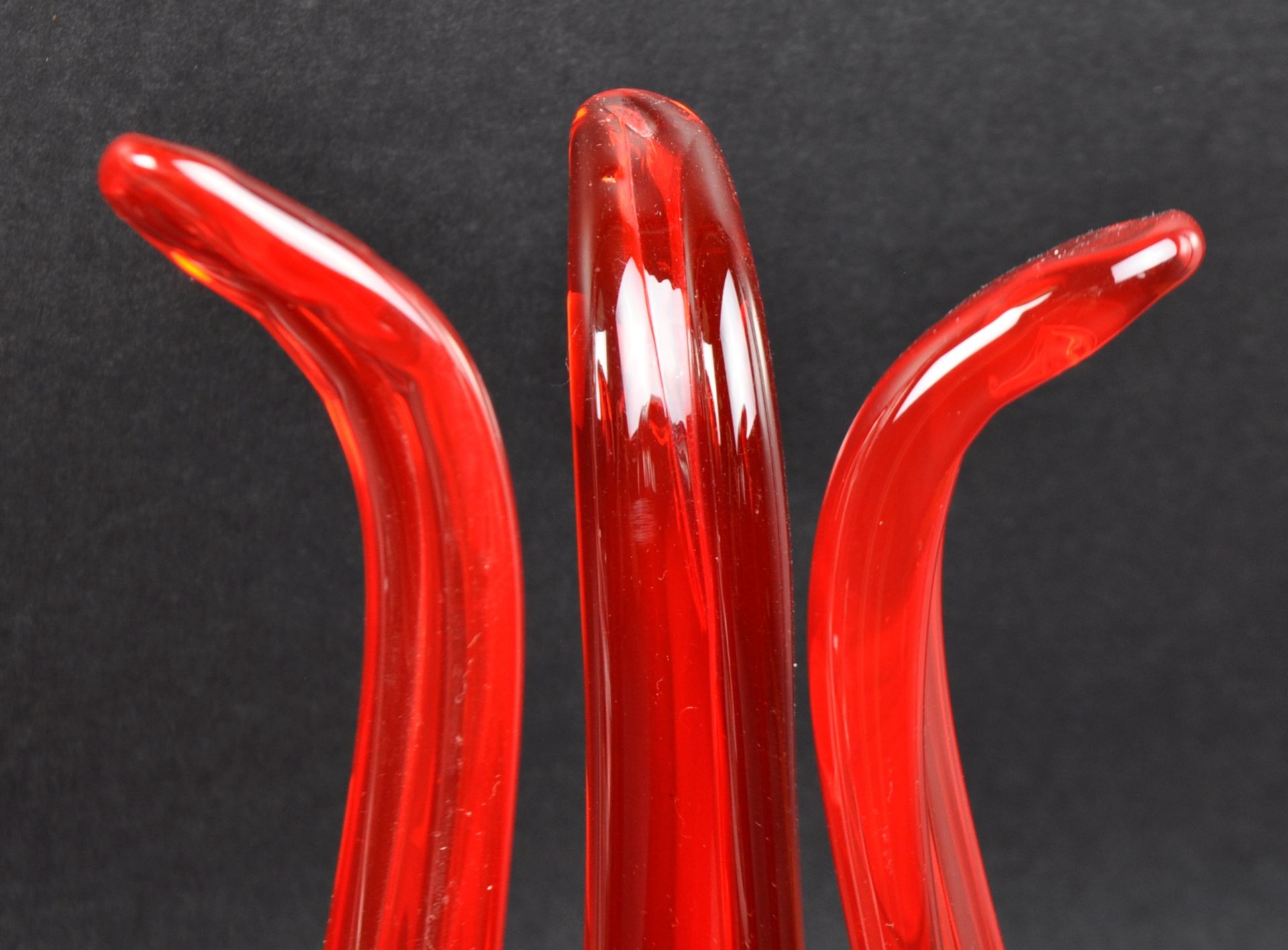 SELECTION OF FOUR MID CENTURY ITALIAN STUDIO ART GLASS VASE - Image 10 of 14