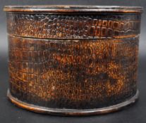 EARLY 20TH CENTURY ART DECO FAUX CROCODILE SKIN HAT BOX