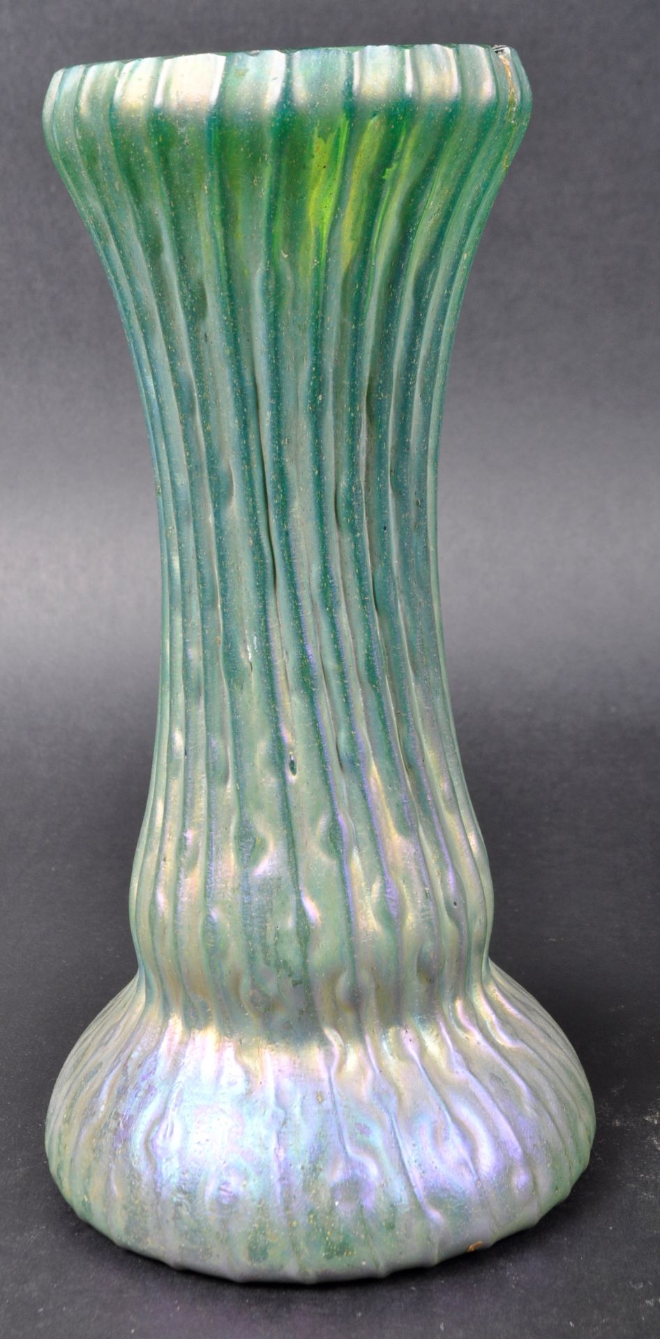 SELECTION OF ART NOUVEAU PEARLESCENT GLASS VASES - Image 9 of 13