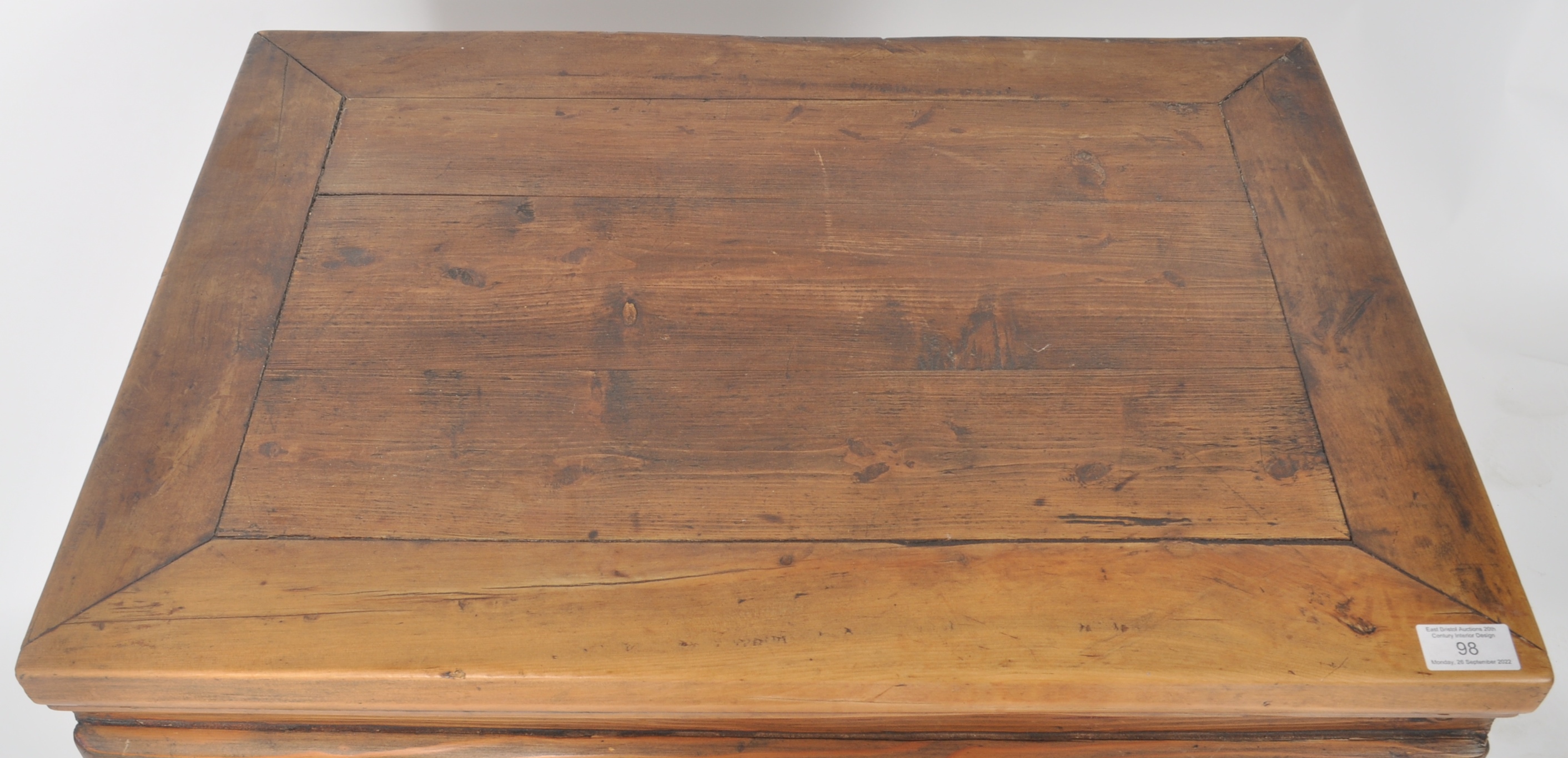 EARLY 20TH CENTURY CHINESE HARDWOOD CUPBOARD - Image 3 of 8