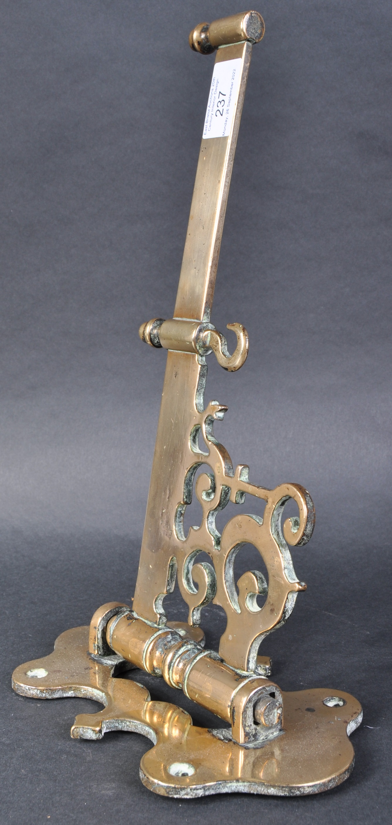 19TH CENTURY VICTORIAN SOLID BRONZE LANTERN / LIGHT BRACKET